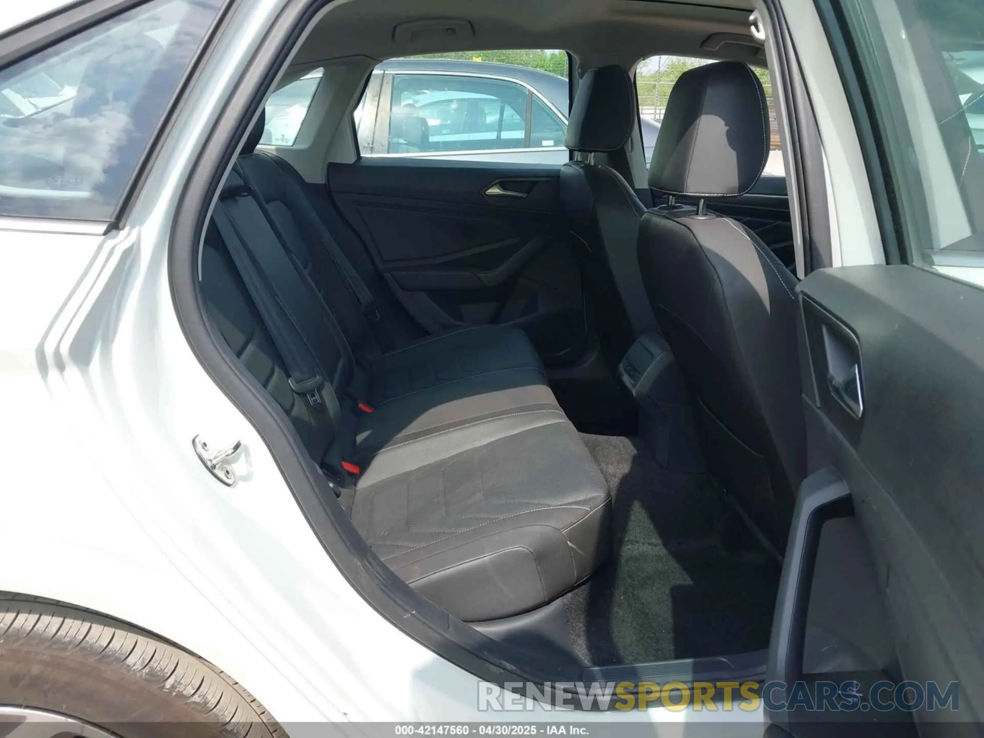 8 fotografías del automóvil dañado 3VWGM7BU5RM009182 VOLKSWAGEN JETTA 2024