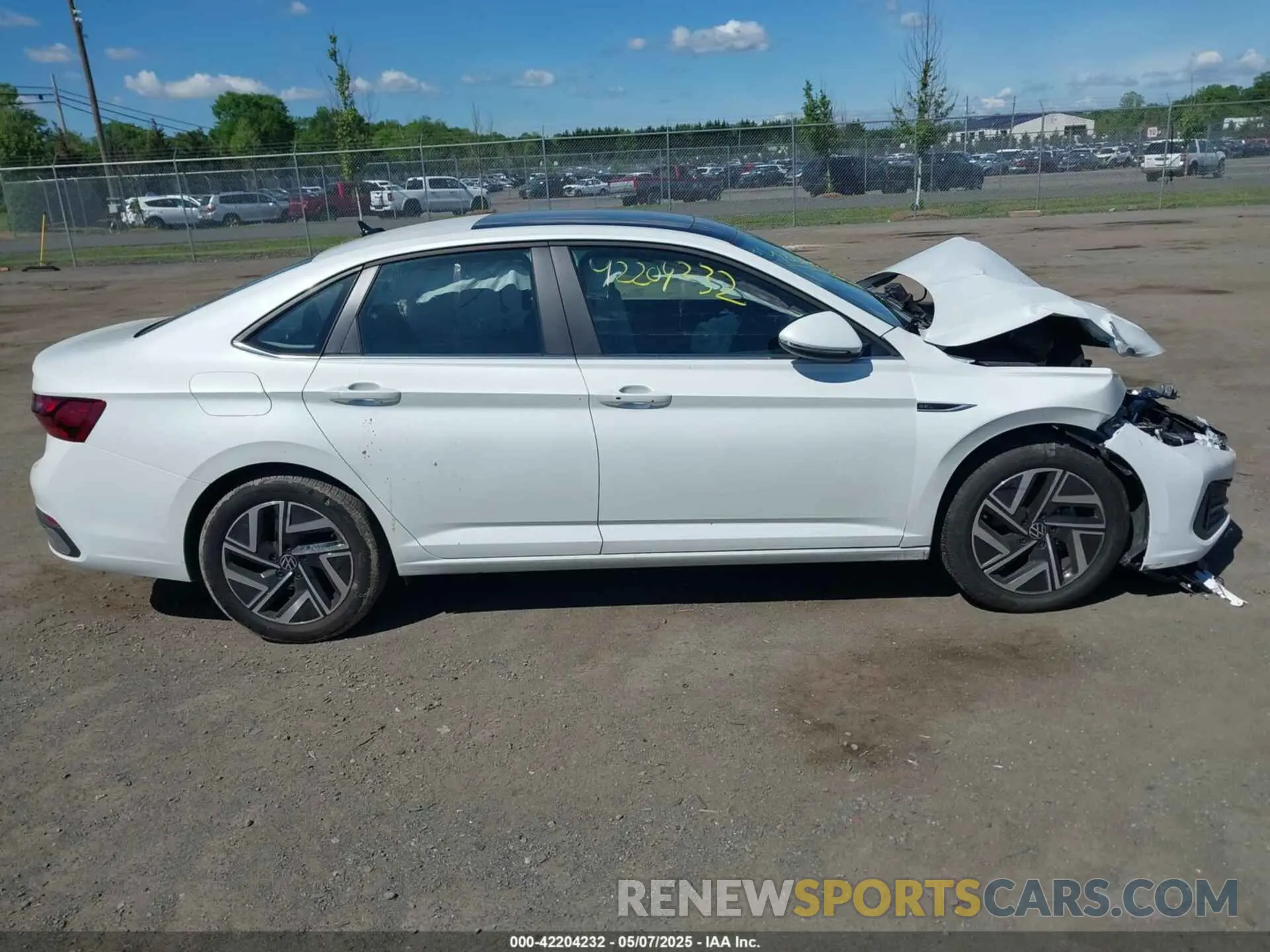 13 fotografías del automóvil dañado 3VWGM7BU6RM016738 VOLKSWAGEN JETTA 2024