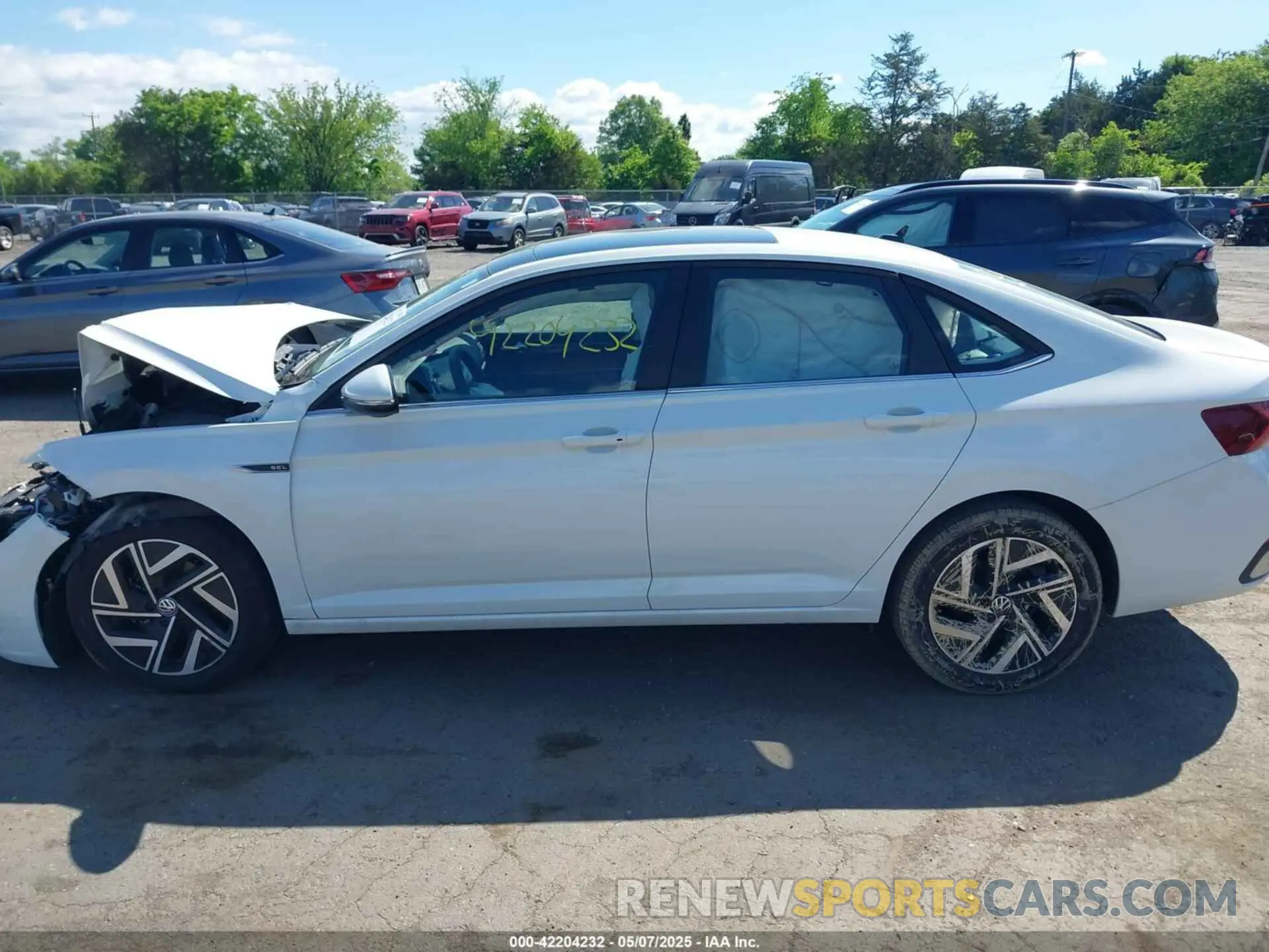 14 fotografías del automóvil dañado 3VWGM7BU6RM016738 VOLKSWAGEN JETTA 2024