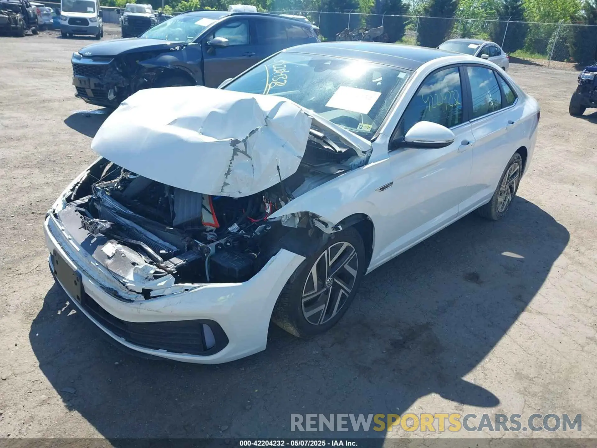 2 fotografías del automóvil dañado 3VWGM7BU6RM016738 VOLKSWAGEN JETTA 2024
