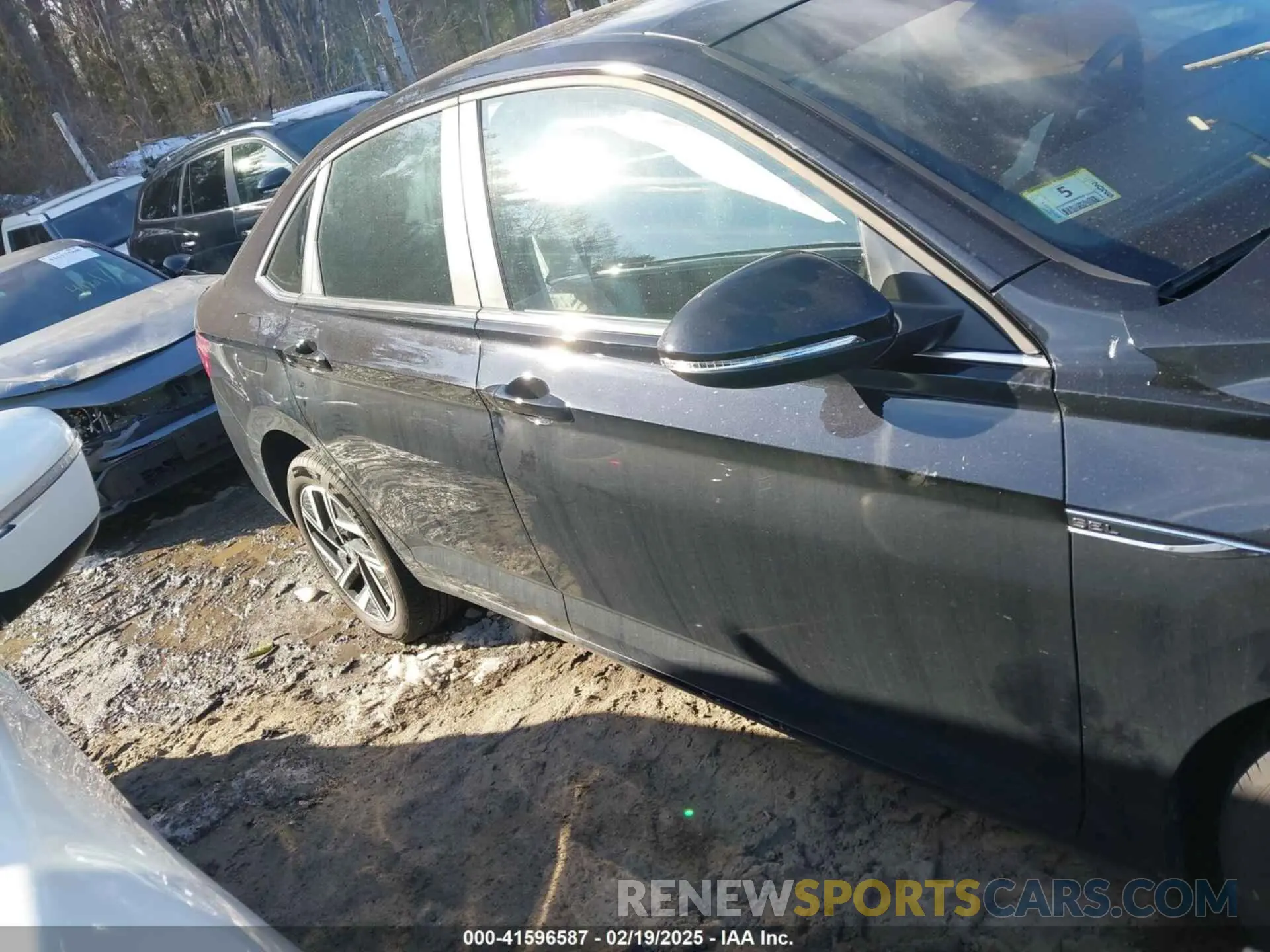 14 fotografías del automóvil dañado 3VWGM7BU6RM061002 VOLKSWAGEN JETTA 2024