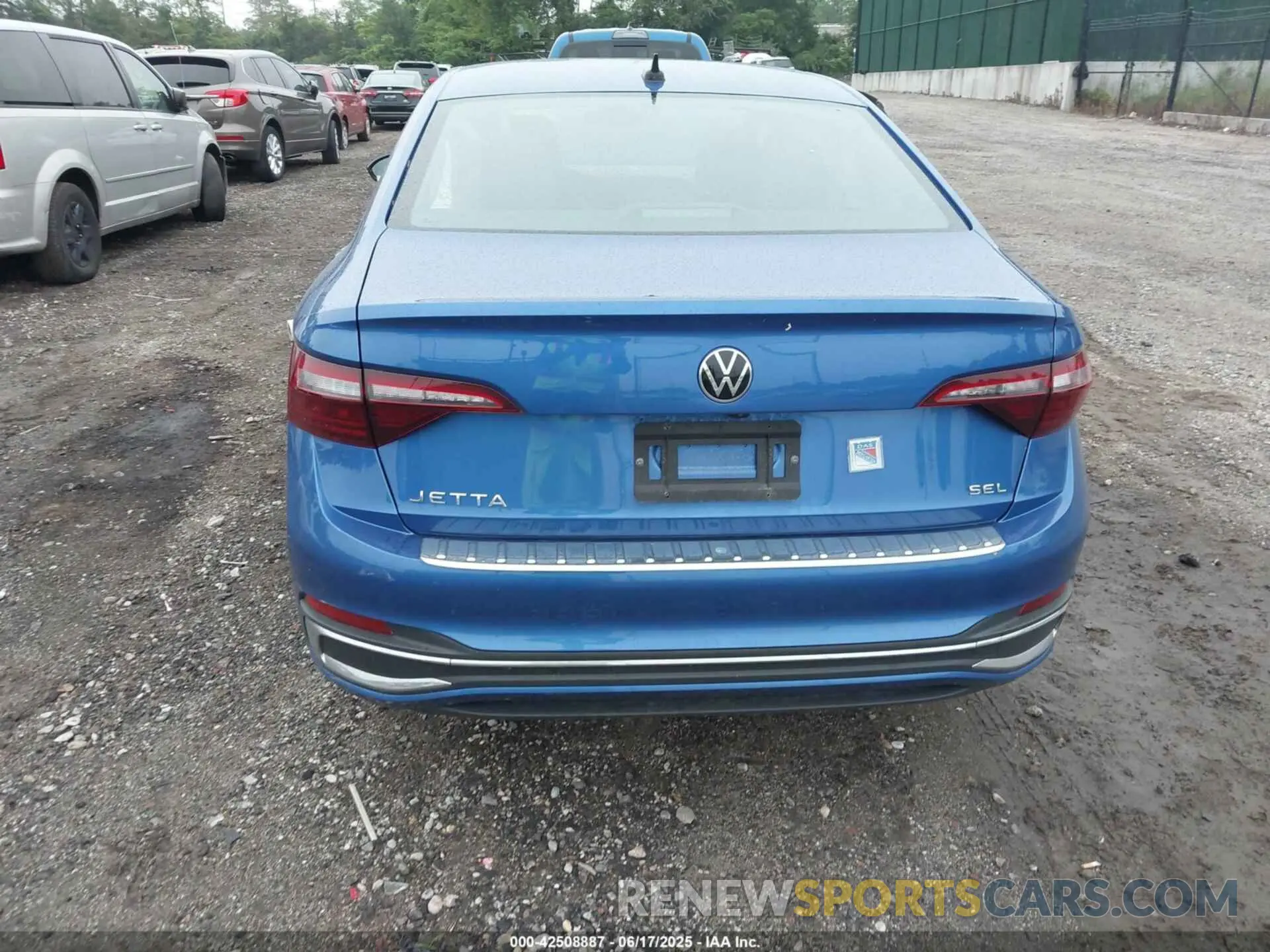 16 fotografías del automóvil dañado 3VWGM7BU7RM005389 VOLKSWAGEN JETTA 2024
