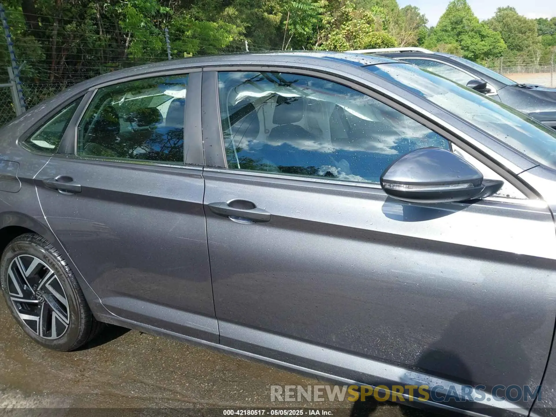 14 fotografías del automóvil dañado 3VWGM7BU9RM053363 VOLKSWAGEN JETTA 2024