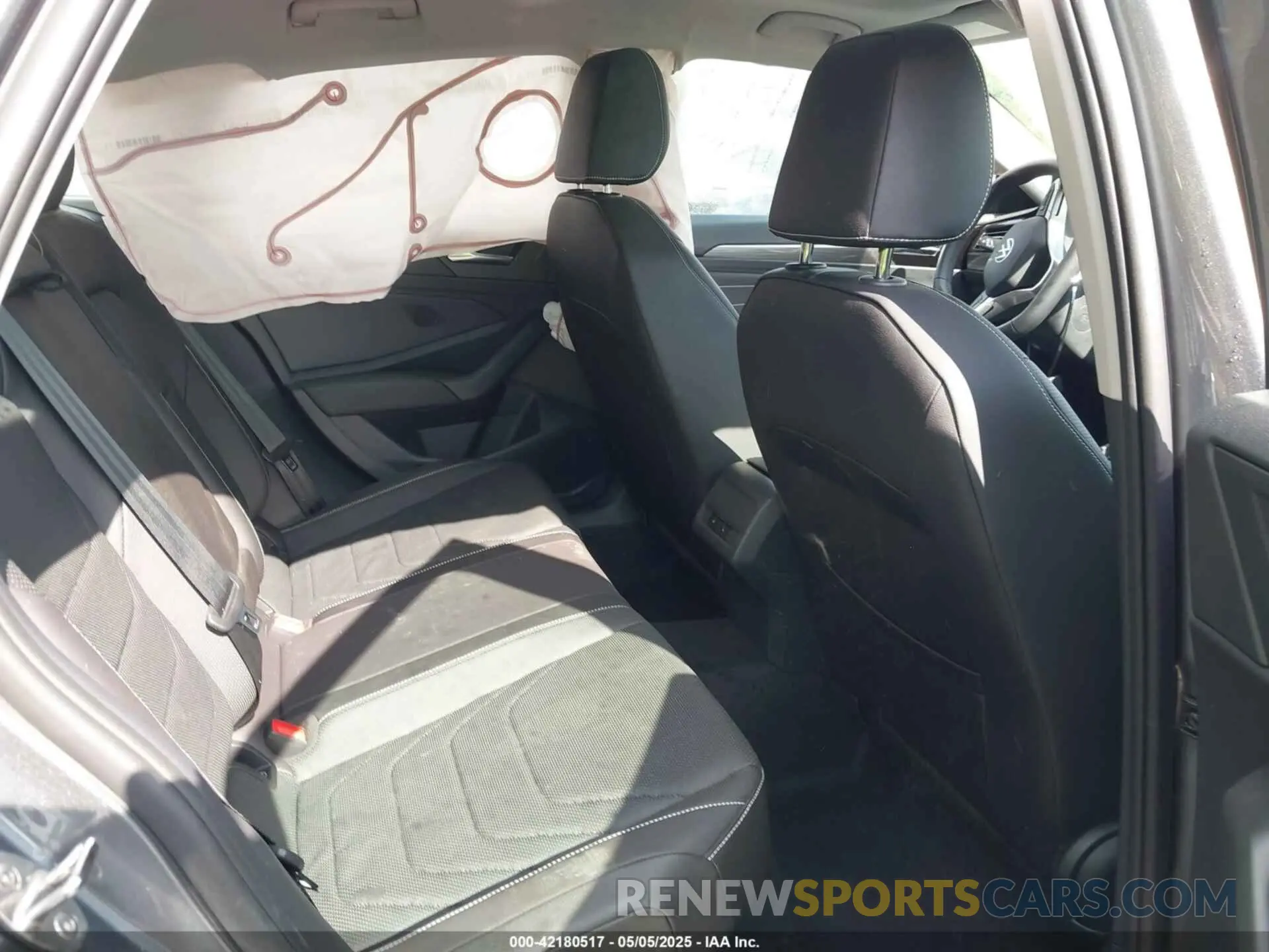8 fotografías del automóvil dañado 3VWGM7BU9RM053363 VOLKSWAGEN JETTA 2024