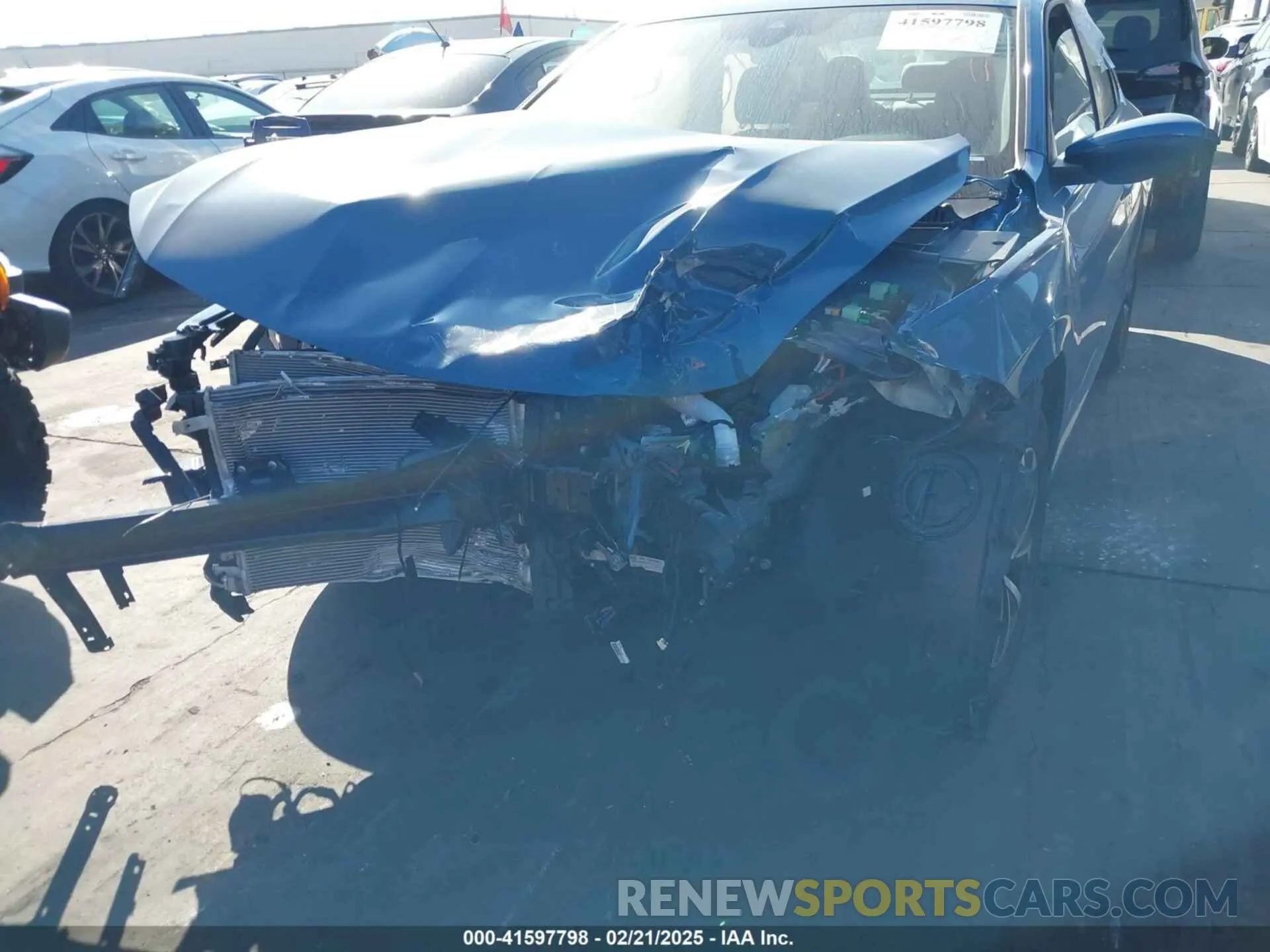 12 fotografías del automóvil dañado 3VW5X7BU0SM047164 VOLKSWAGEN JETTA 2025