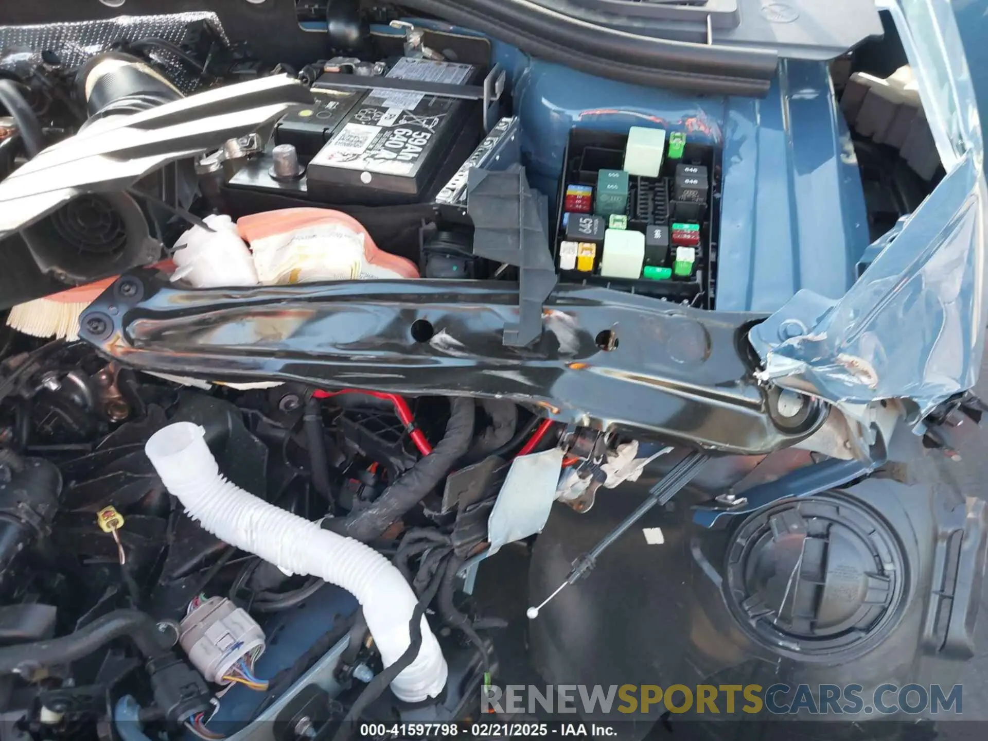 19 fotografías del automóvil dañado 3VW5X7BU0SM047164 VOLKSWAGEN JETTA 2025