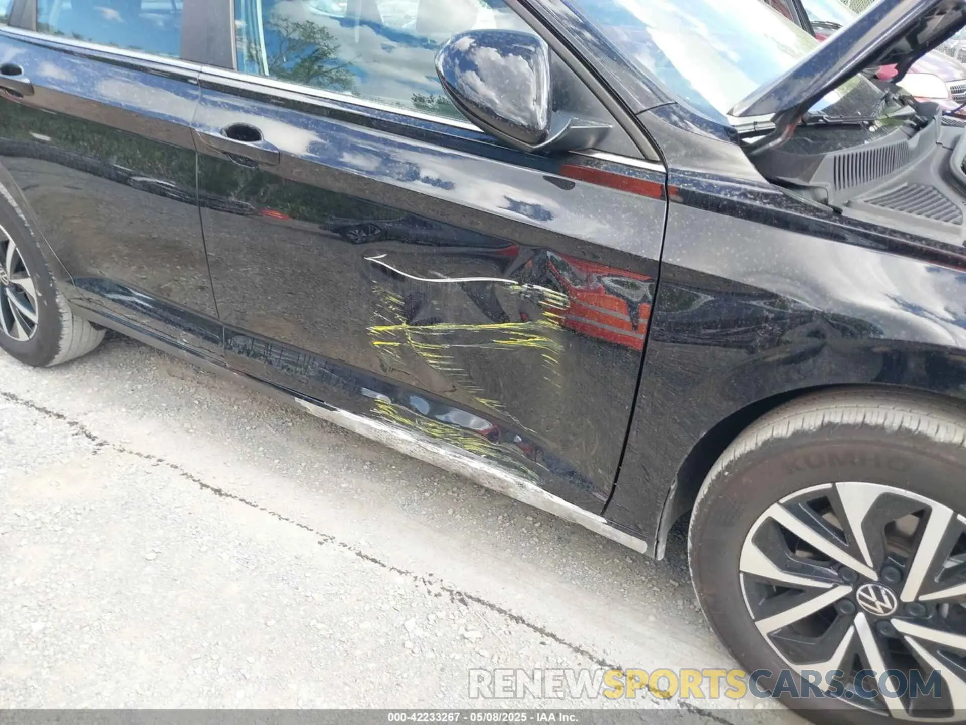 6 fotografías del automóvil dañado 3VW5X7BU2SM019320 VOLKSWAGEN JETTA 2025
