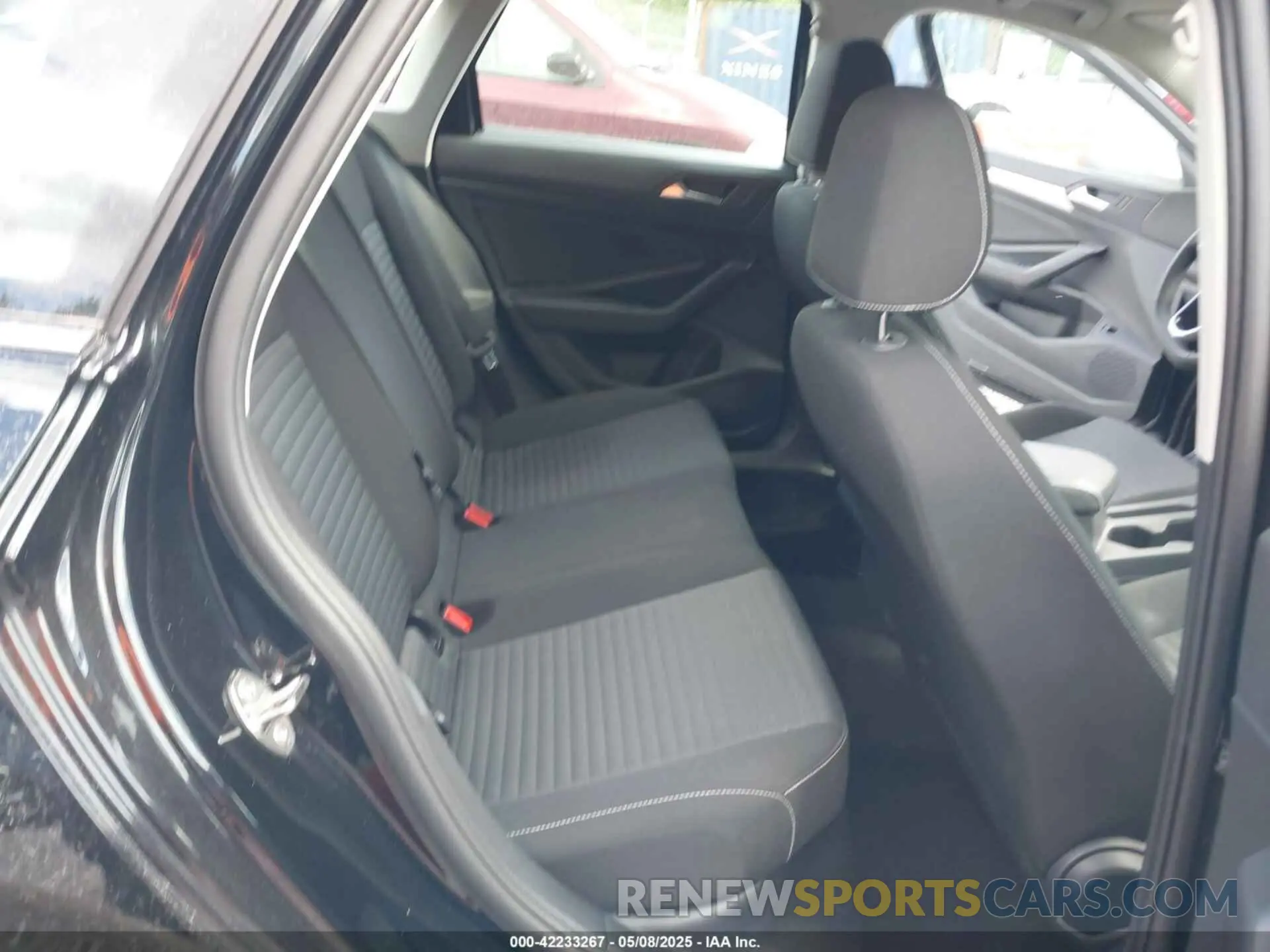 8 fotografías del automóvil dañado 3VW5X7BU2SM019320 VOLKSWAGEN JETTA 2025