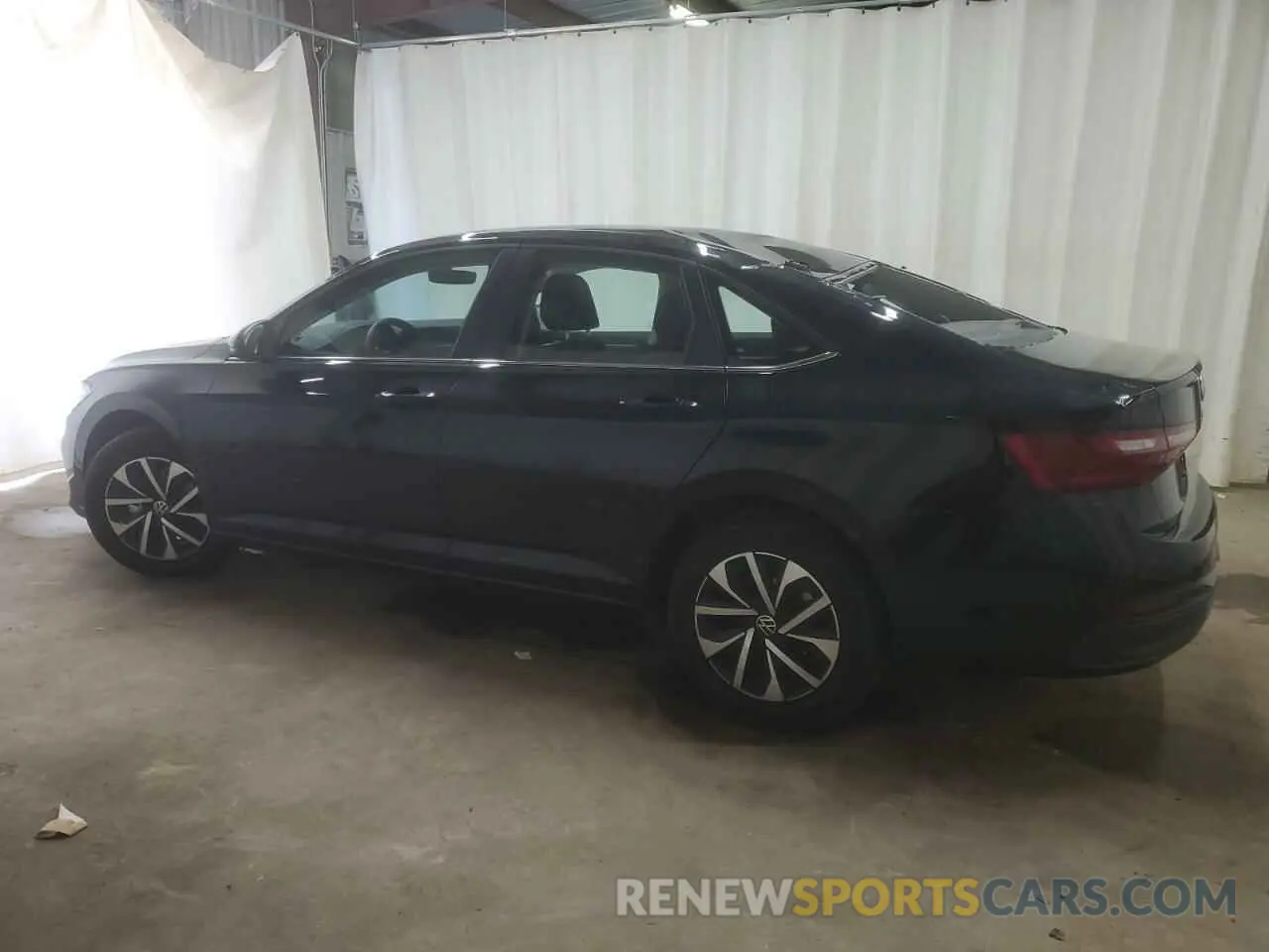 2 fotografías del automóvil dañado 3VW5X7BU4SM012658 VOLKSWAGEN JETTA 2025