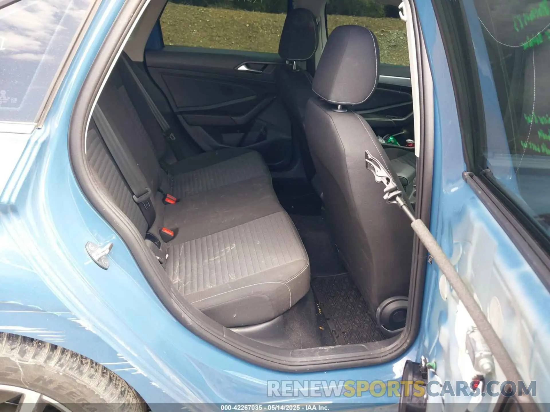 8 fotografías del automóvil dañado 3VW5X7BU4SM036684 VOLKSWAGEN JETTA 2025