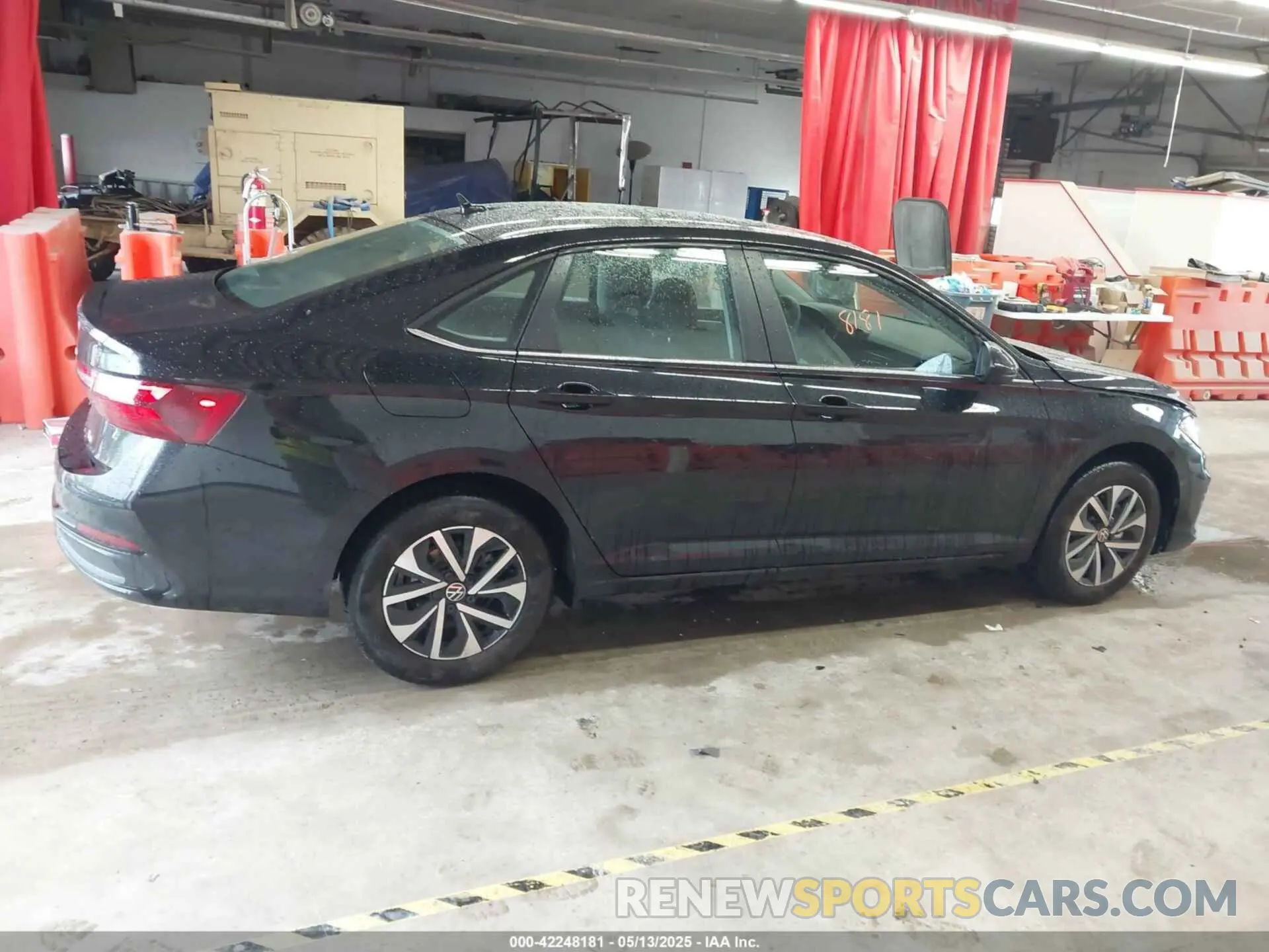 13 fotografías del automóvil dañado 3VW5X7BU5SM053199 VOLKSWAGEN JETTA 2025