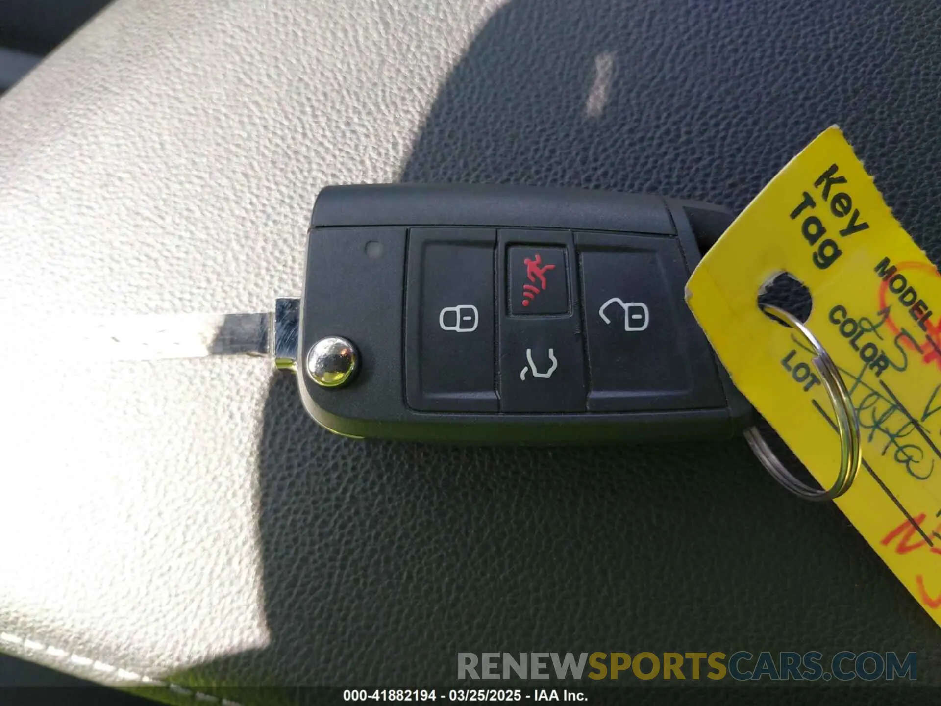 11 fotografías del automóvil dañado 3VW5X7BU6SM019868 VOLKSWAGEN JETTA 2025