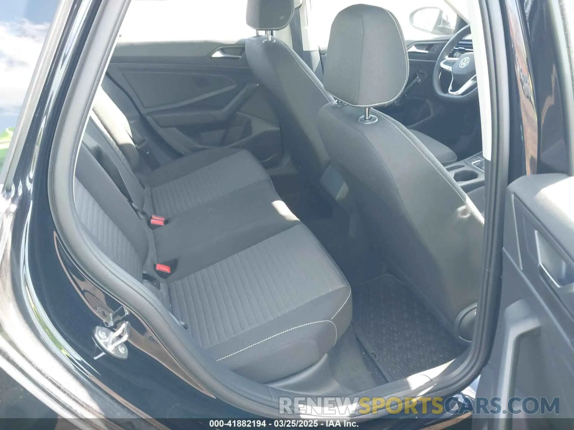 8 fotografías del automóvil dañado 3VW5X7BU6SM019868 VOLKSWAGEN JETTA 2025