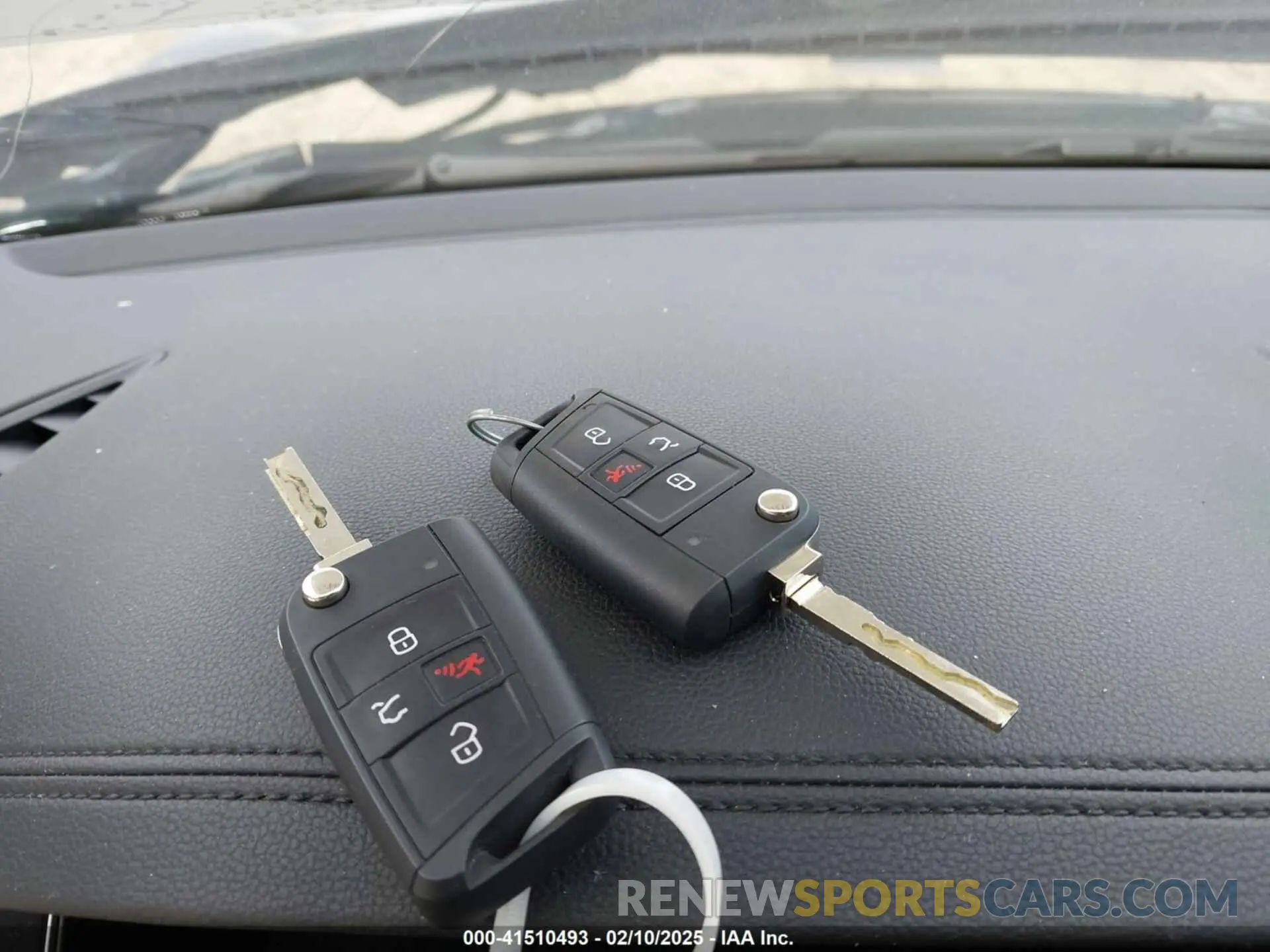 11 fotografías del automóvil dañado 3VW5X7BU7SM000763 VOLKSWAGEN JETTA 2025