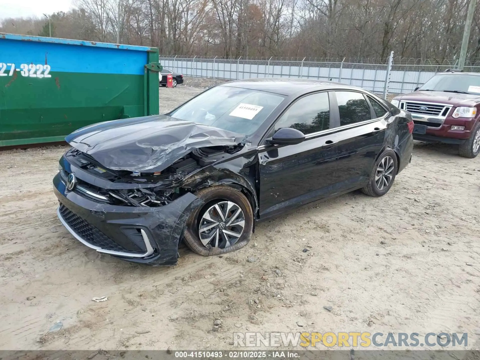 2 fotografías del automóvil dañado 3VW5X7BU7SM000763 VOLKSWAGEN JETTA 2025