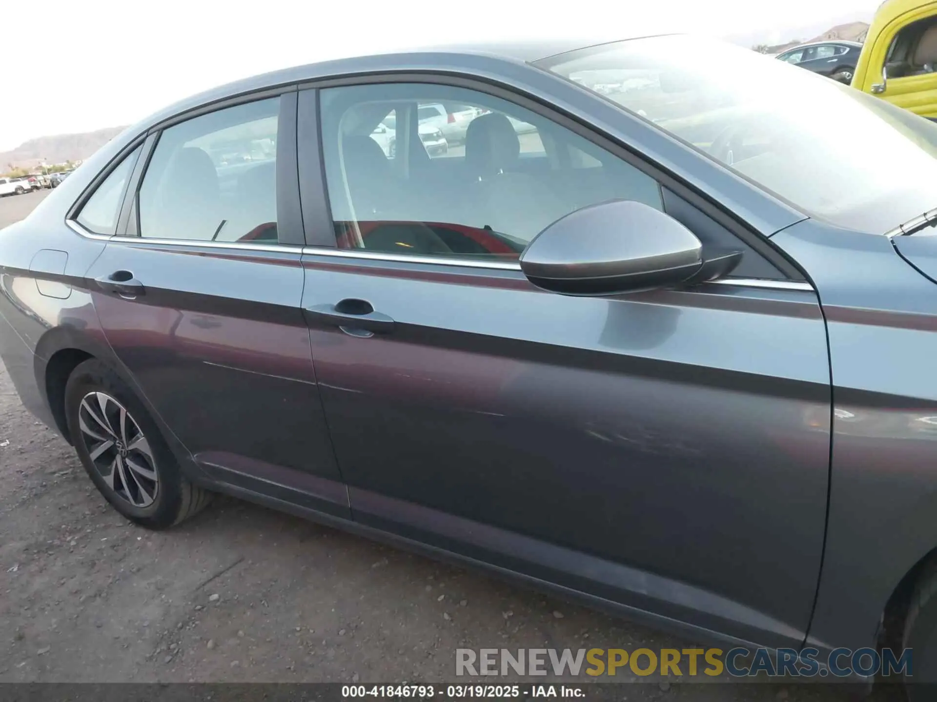 13 fotografías del automóvil dañado 3VW5X7BU7SM013903 VOLKSWAGEN JETTA 2025