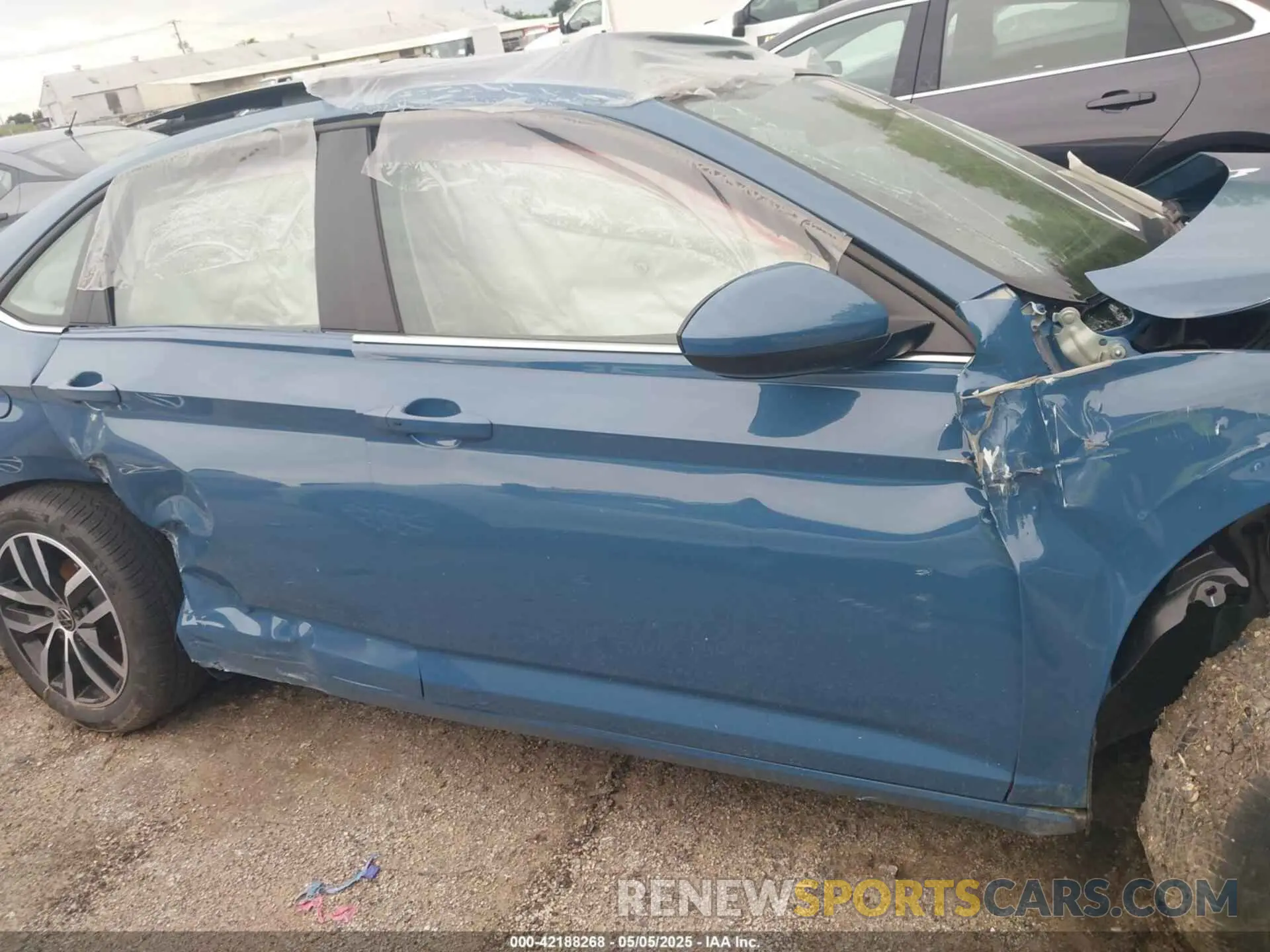 13 fotografías del automóvil dañado 3VW7X7BU0SM043351 VOLKSWAGEN JETTA 2025