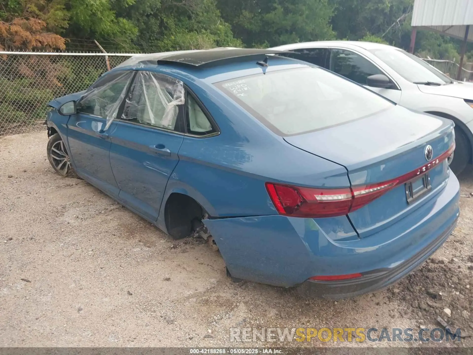 3 fotografías del automóvil dañado 3VW7X7BU0SM043351 VOLKSWAGEN JETTA 2025