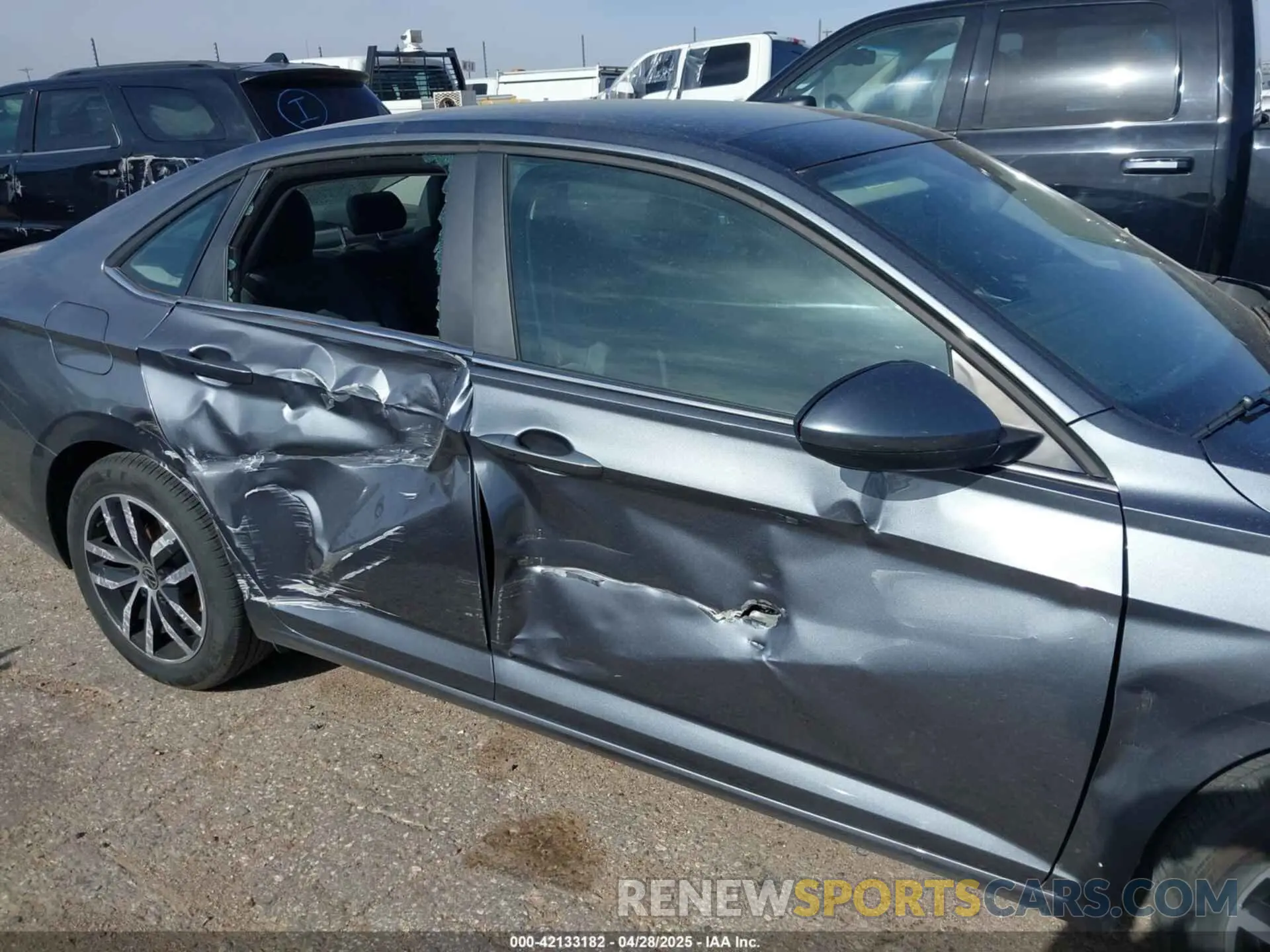 6 fotografías del automóvil dañado 3VW7X7BU2SM014207 VOLKSWAGEN JETTA 2025