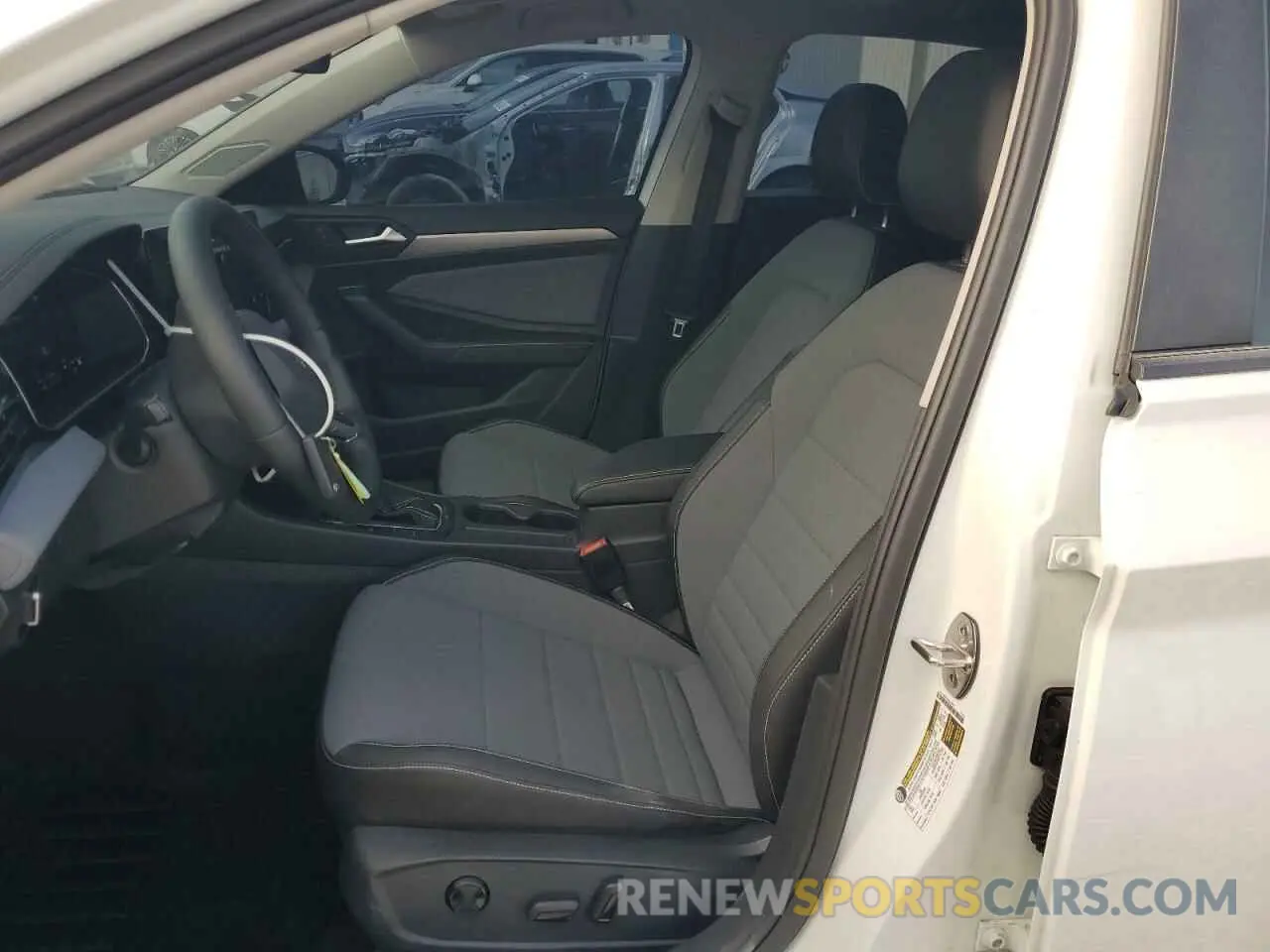 7 fotografías del automóvil dañado 3VW7X7BU3SM013227 VOLKSWAGEN JETTA 2025