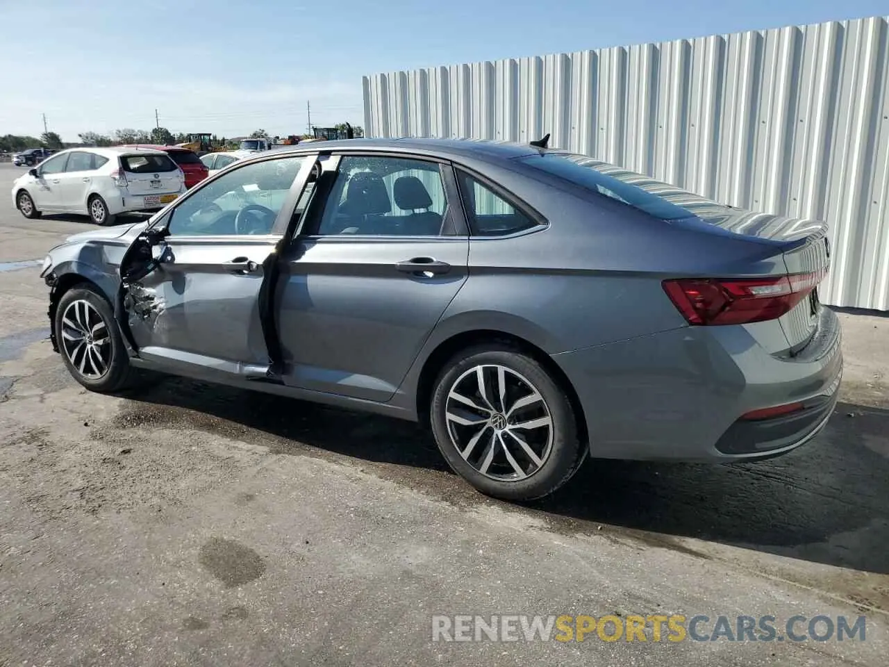 2 fotografías del automóvil dañado 3VW7X7BU4SM050478 VOLKSWAGEN JETTA 2025