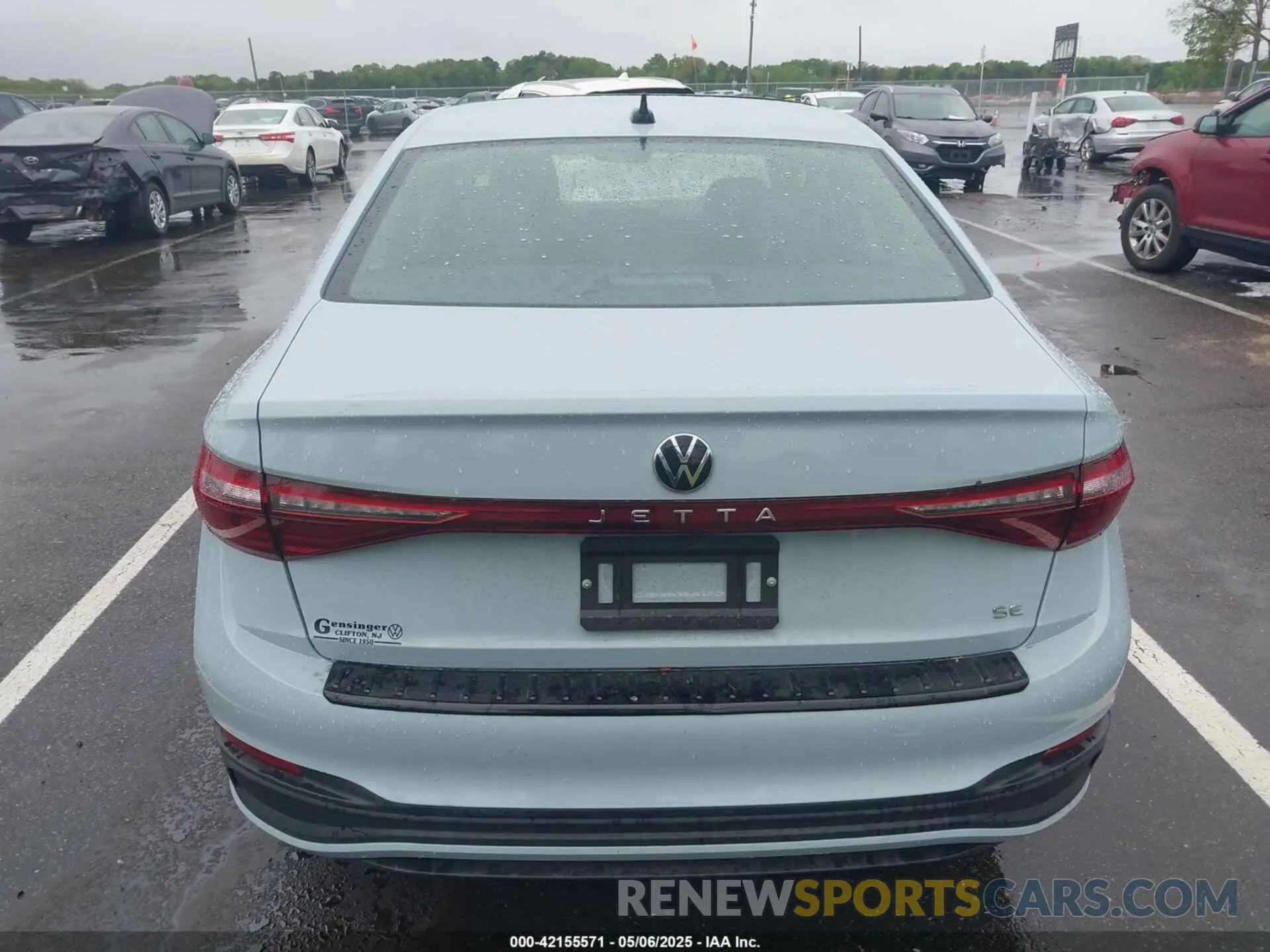 15 fotografías del automóvil dañado 3VW7X7BU5SM048741 VOLKSWAGEN JETTA 2025