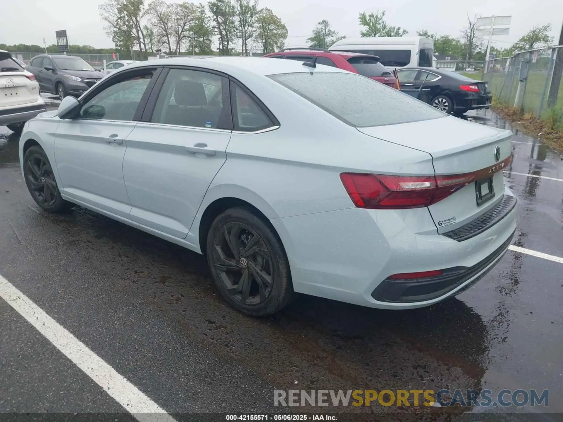 3 fotografías del automóvil dañado 3VW7X7BU5SM048741 VOLKSWAGEN JETTA 2025