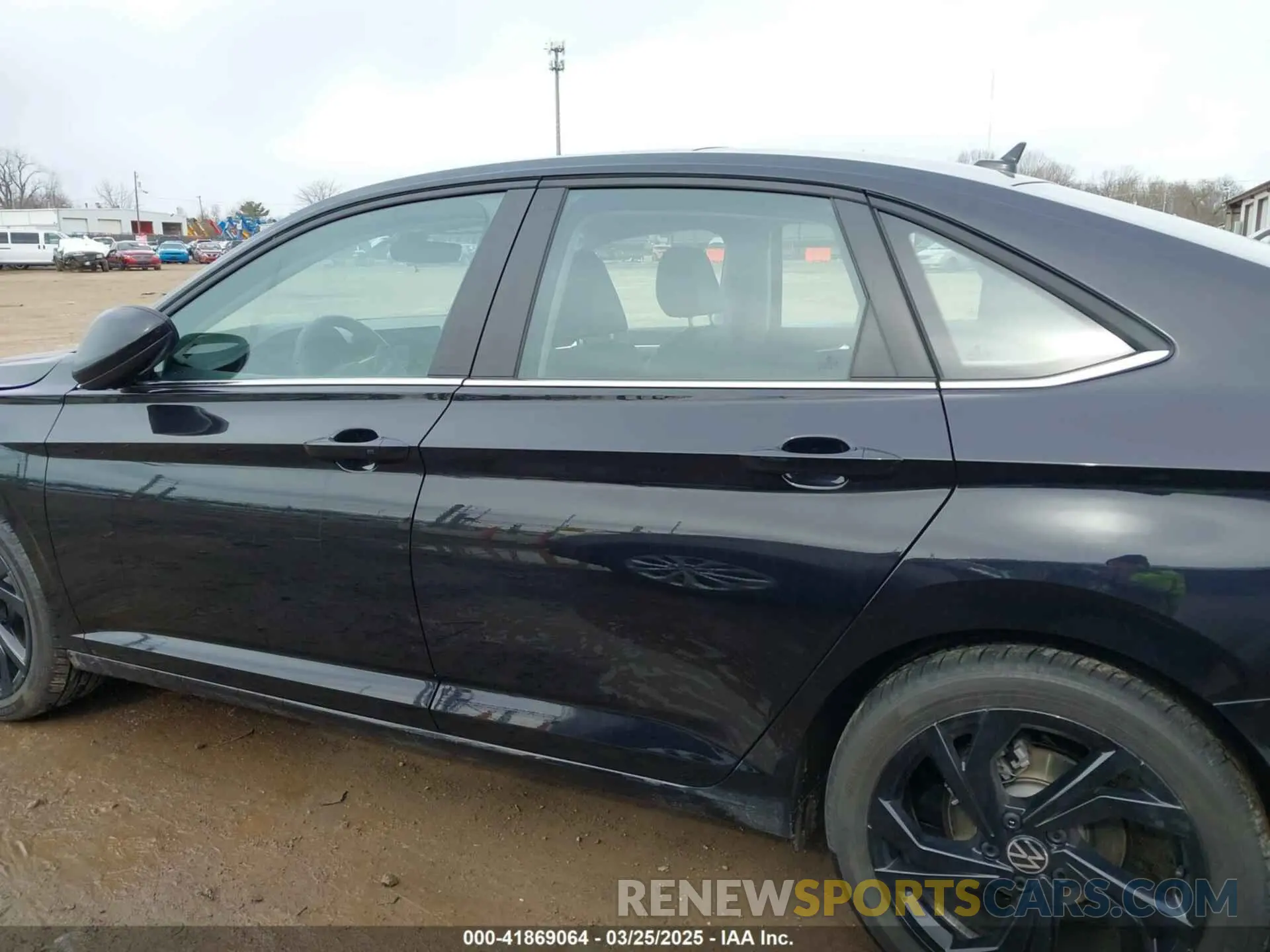 14 fotografías del automóvil dañado 3VW7X7BU6SM032015 VOLKSWAGEN JETTA 2025