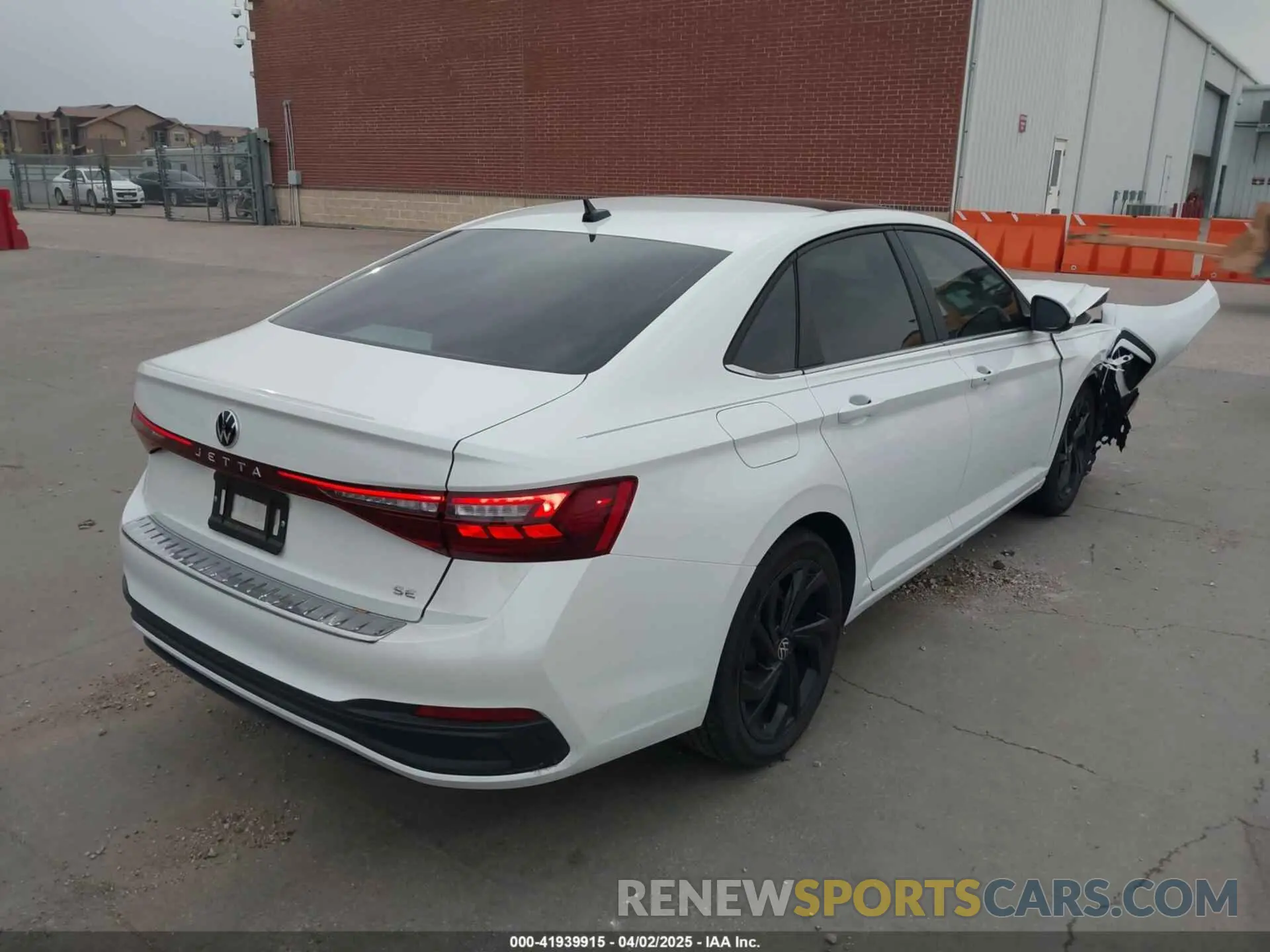 4 fotografías del automóvil dañado 3VW7X7BU7SM015157 VOLKSWAGEN JETTA 2025
