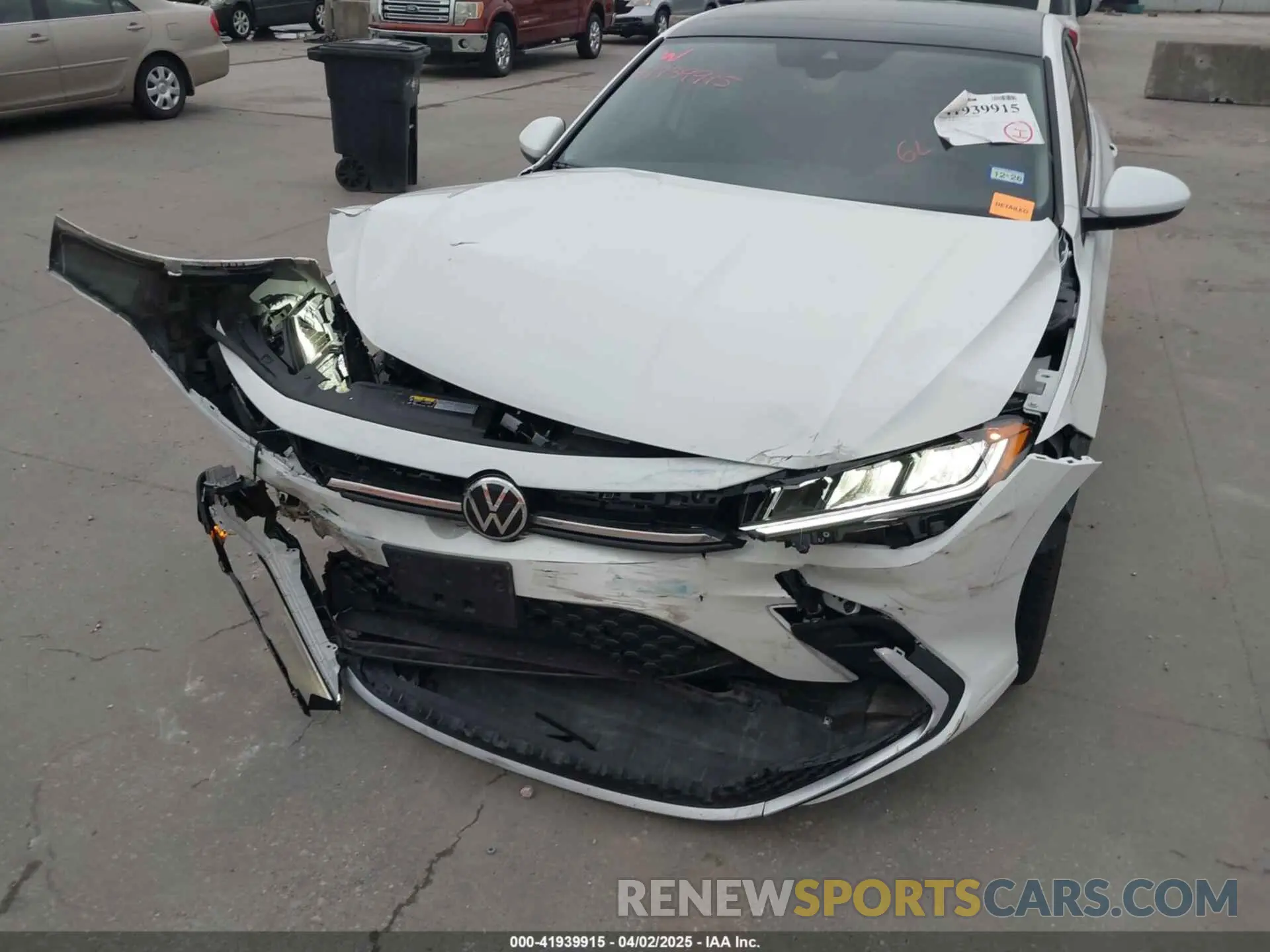 6 fotografías del automóvil dañado 3VW7X7BU7SM015157 VOLKSWAGEN JETTA 2025