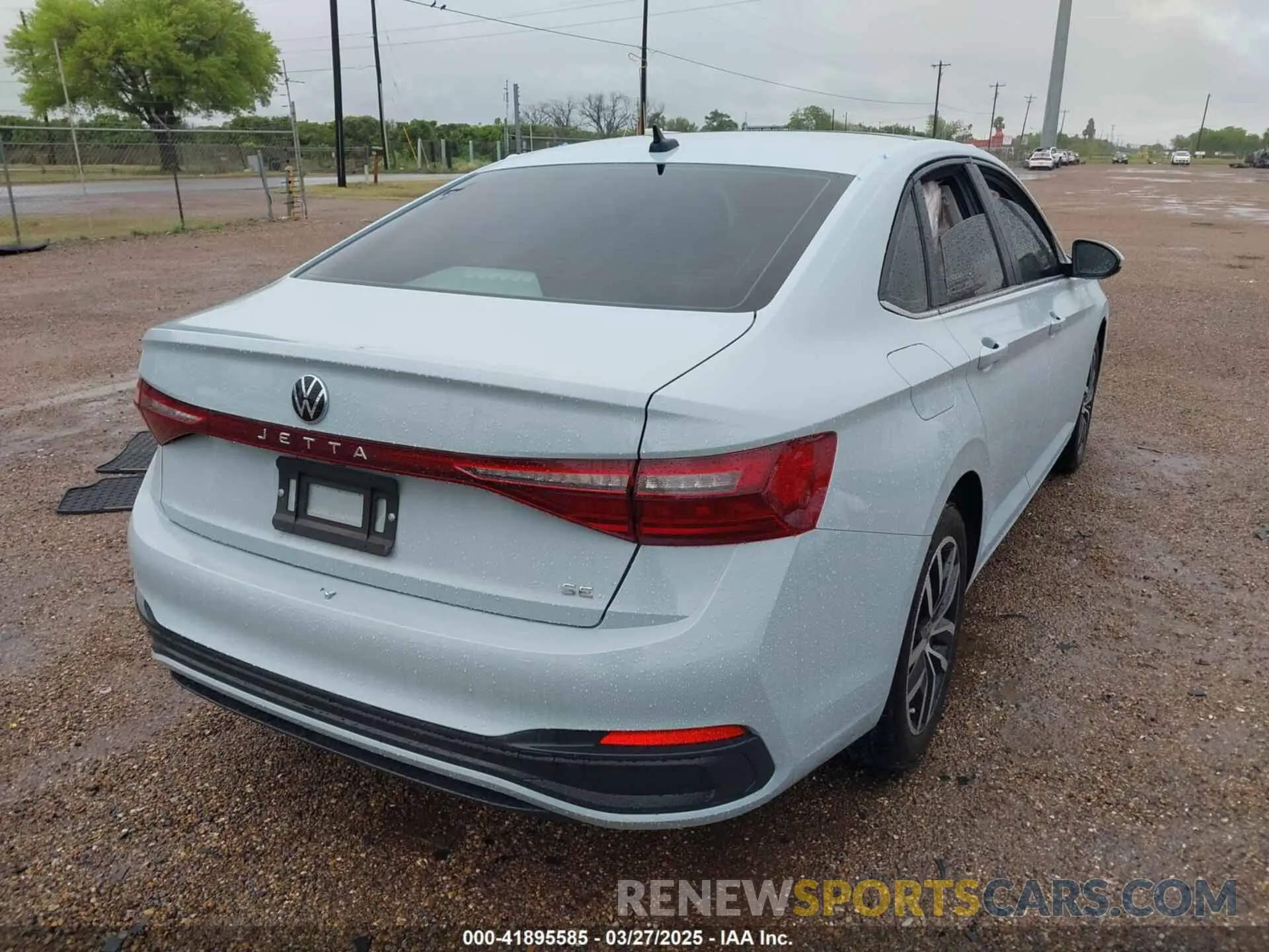 4 fotografías del automóvil dañado 3VW7X7BU9SM020232 VOLKSWAGEN JETTA 2025