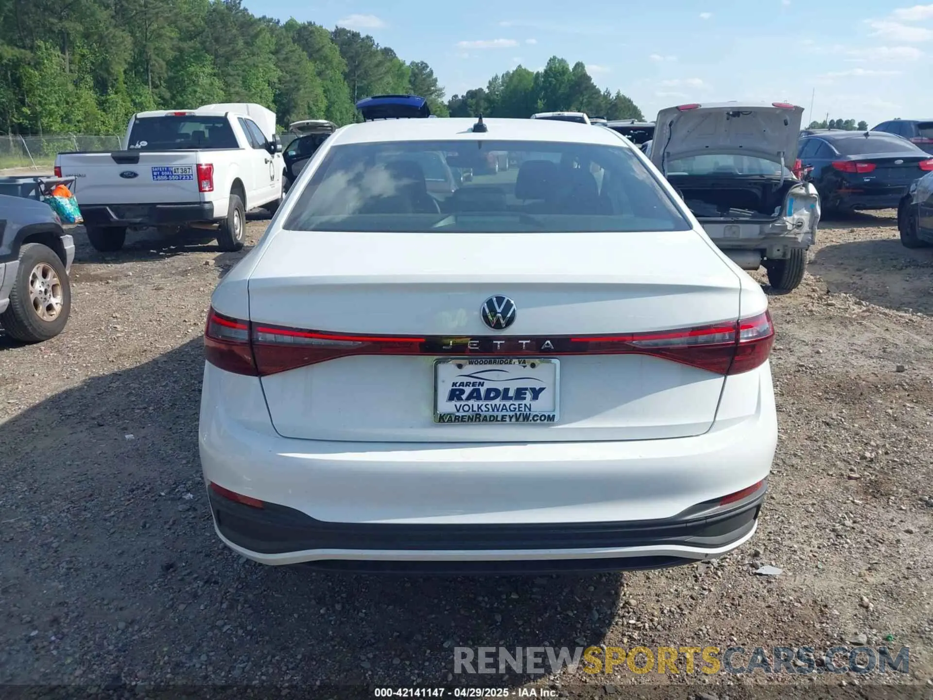 16 fotografías del automóvil dañado 3VWBX7BU1SM066003 VOLKSWAGEN JETTA 2025