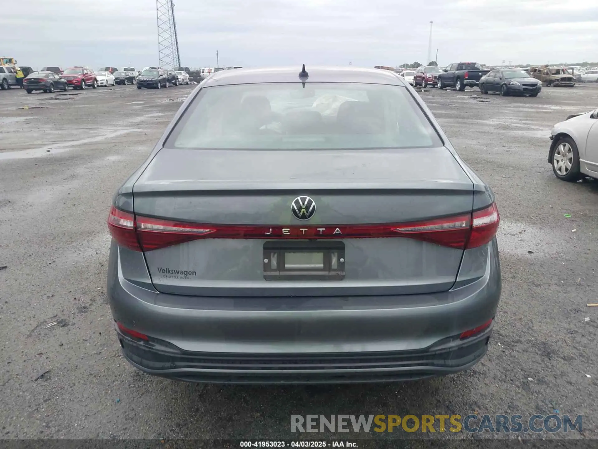 16 fotografías del automóvil dañado 3VWBX7BU2SM000558 VOLKSWAGEN JETTA 2025