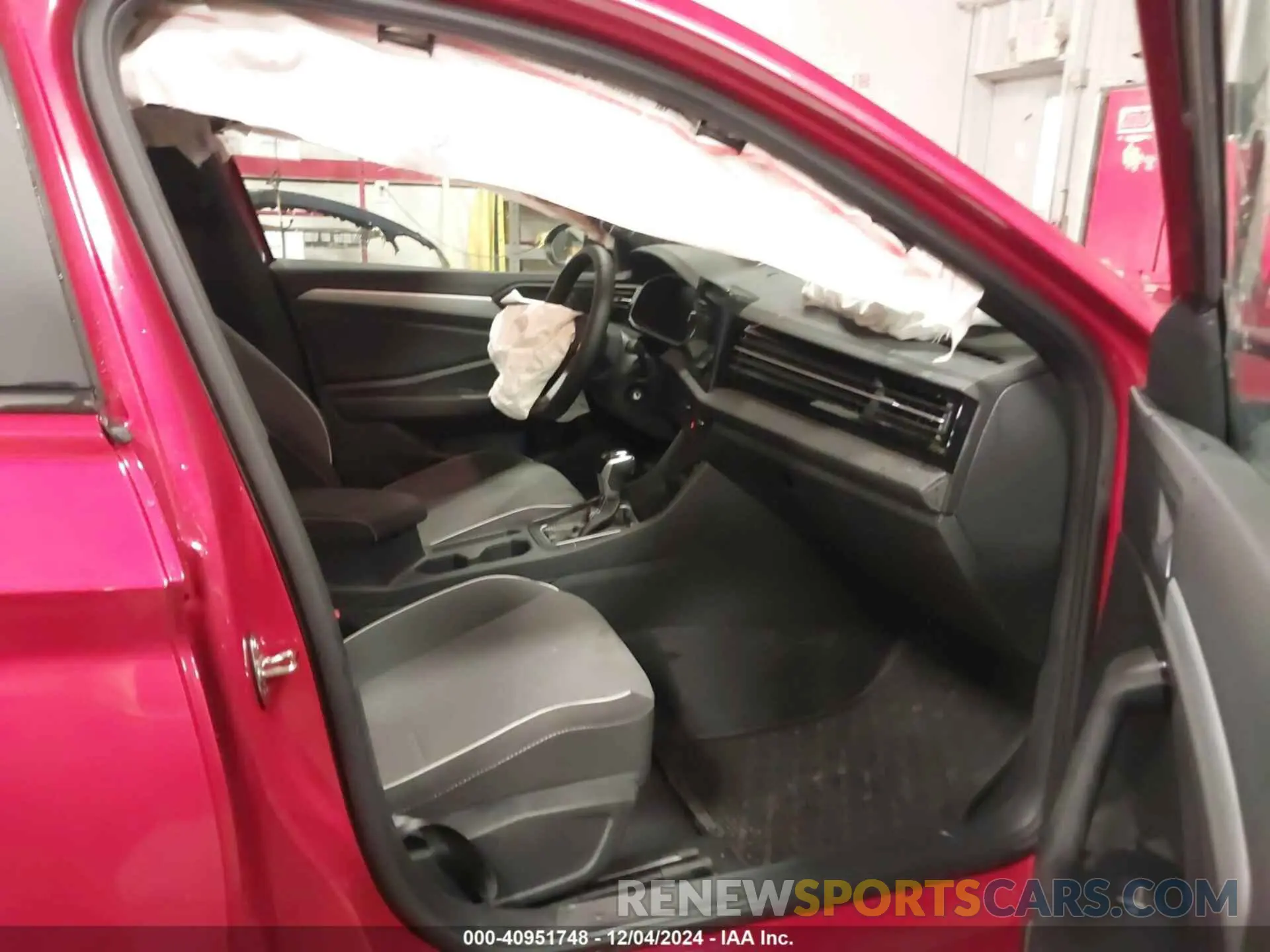5 fotografías del automóvil dañado 3VWBX7BU2SM011768 VOLKSWAGEN JETTA 2025