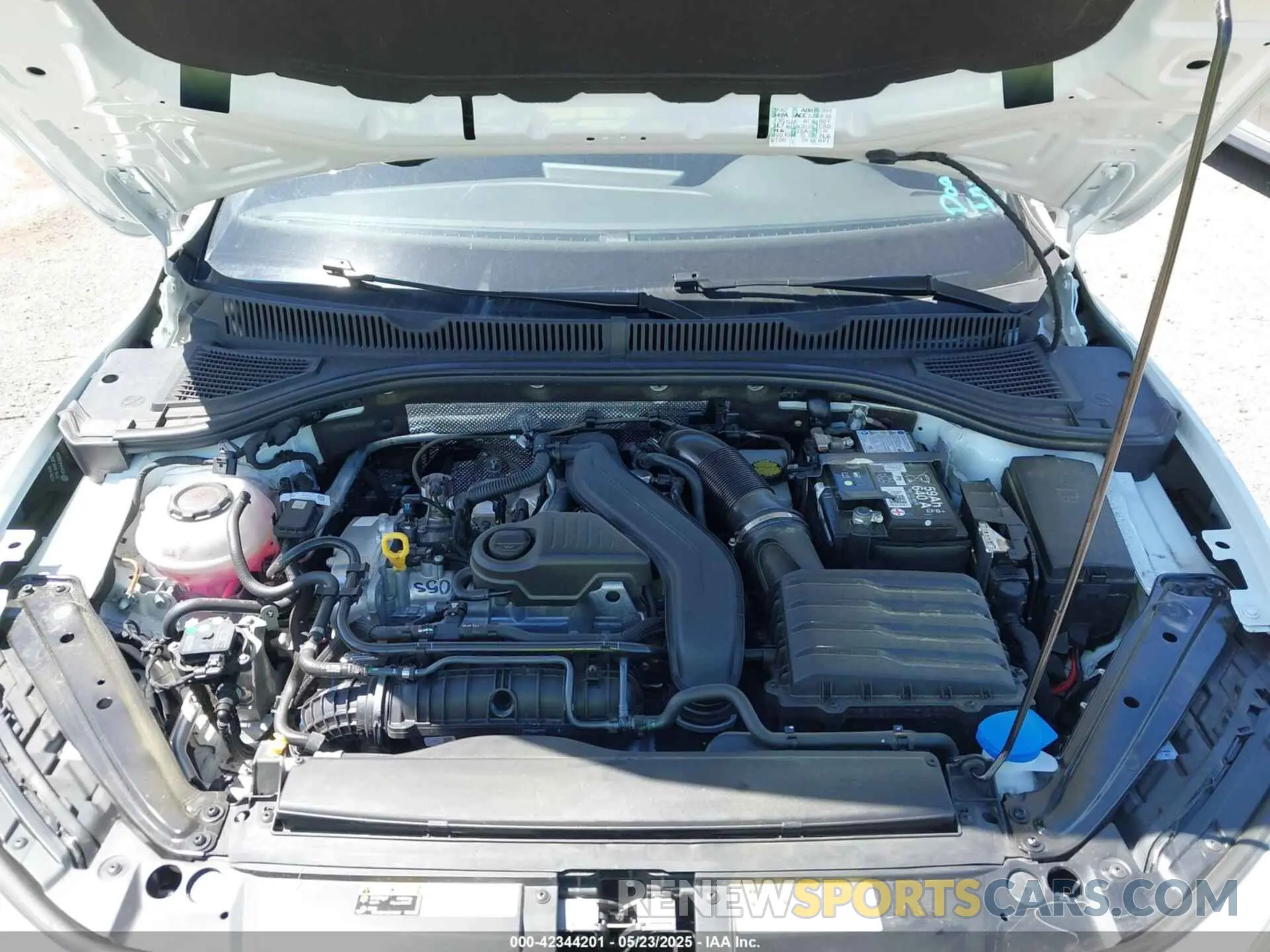 10 fotografías del automóvil dañado 3VWBX7BU5SM044702 VOLKSWAGEN JETTA 2025