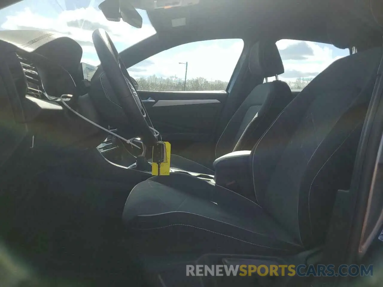 7 fotografías del automóvil dañado 3VWBX7BU9SM014411 VOLKSWAGEN JETTA 2025