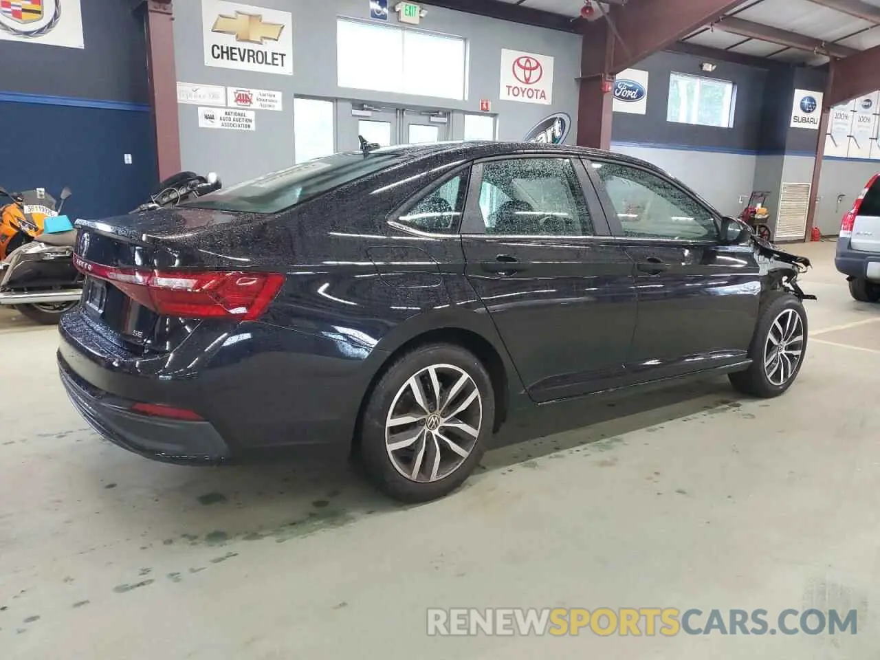 3 fotografías del automóvil dañado 3VWEX7BU8SM024487 VOLKSWAGEN JETTA 2025
