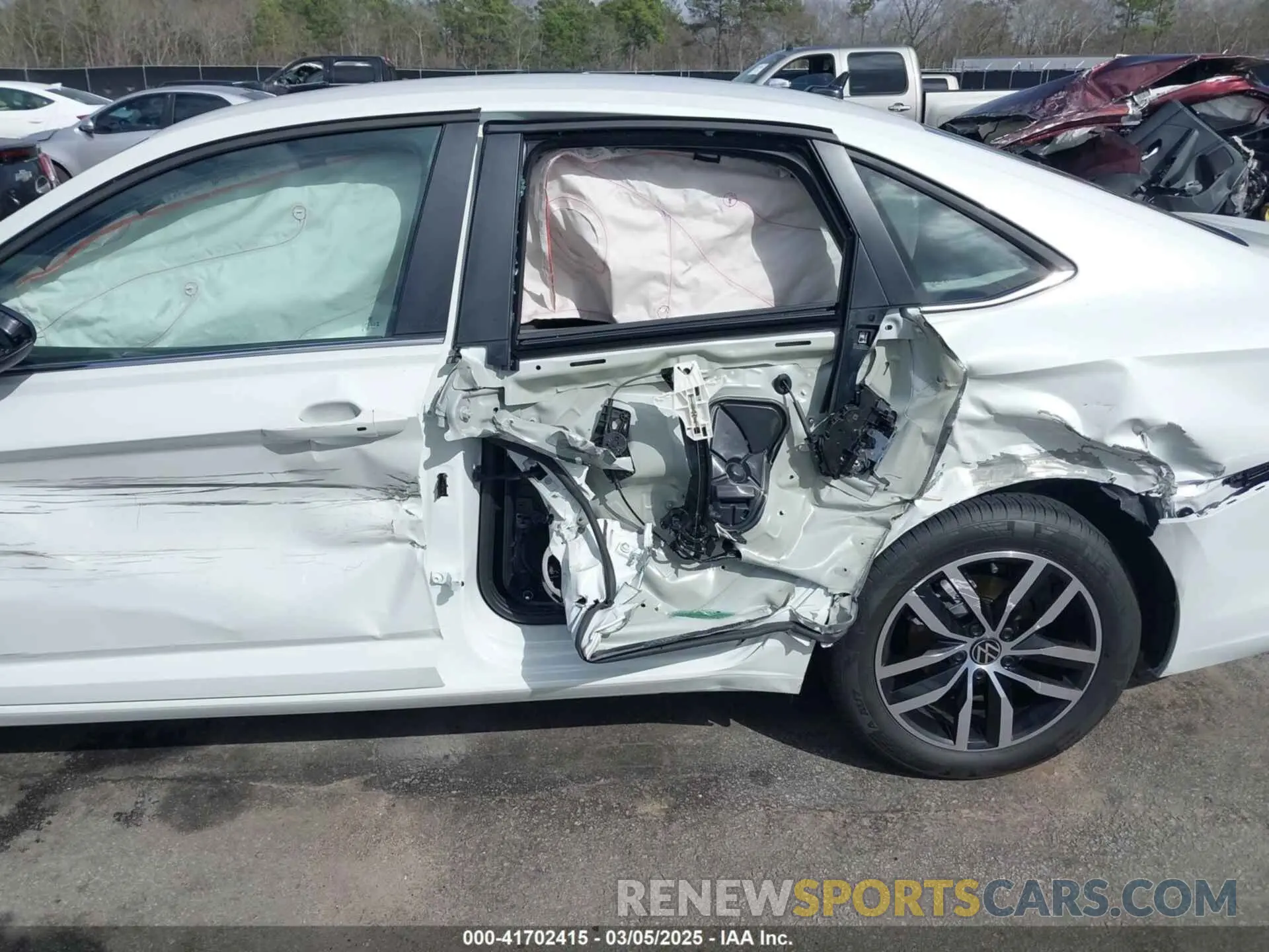 6 fotografías del automóvil dañado 3VWEX7BUXSM043204 VOLKSWAGEN JETTA 2025