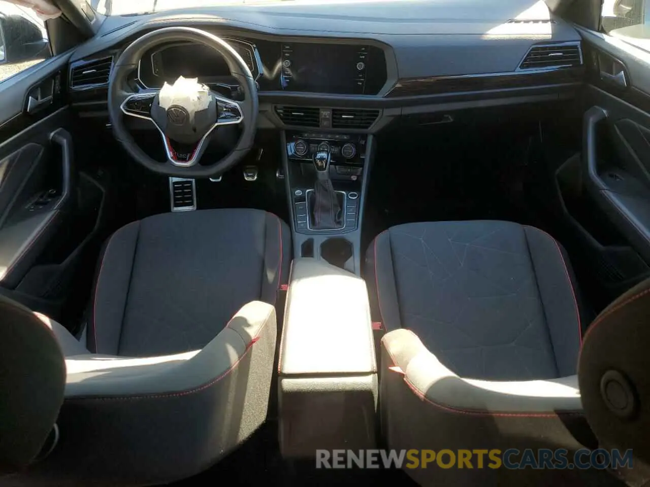 8 fotografías del automóvil dañado 3VW8T7BU2RM030871 VOLKSWAGEN JETTA 40TH 2024