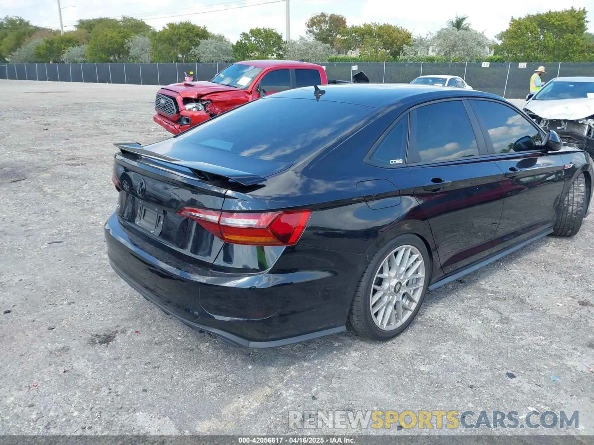 4 fotografías del automóvil dañado 3VW5T7BU9KM142379 VOLKSWAGEN JETTA GLI 2019