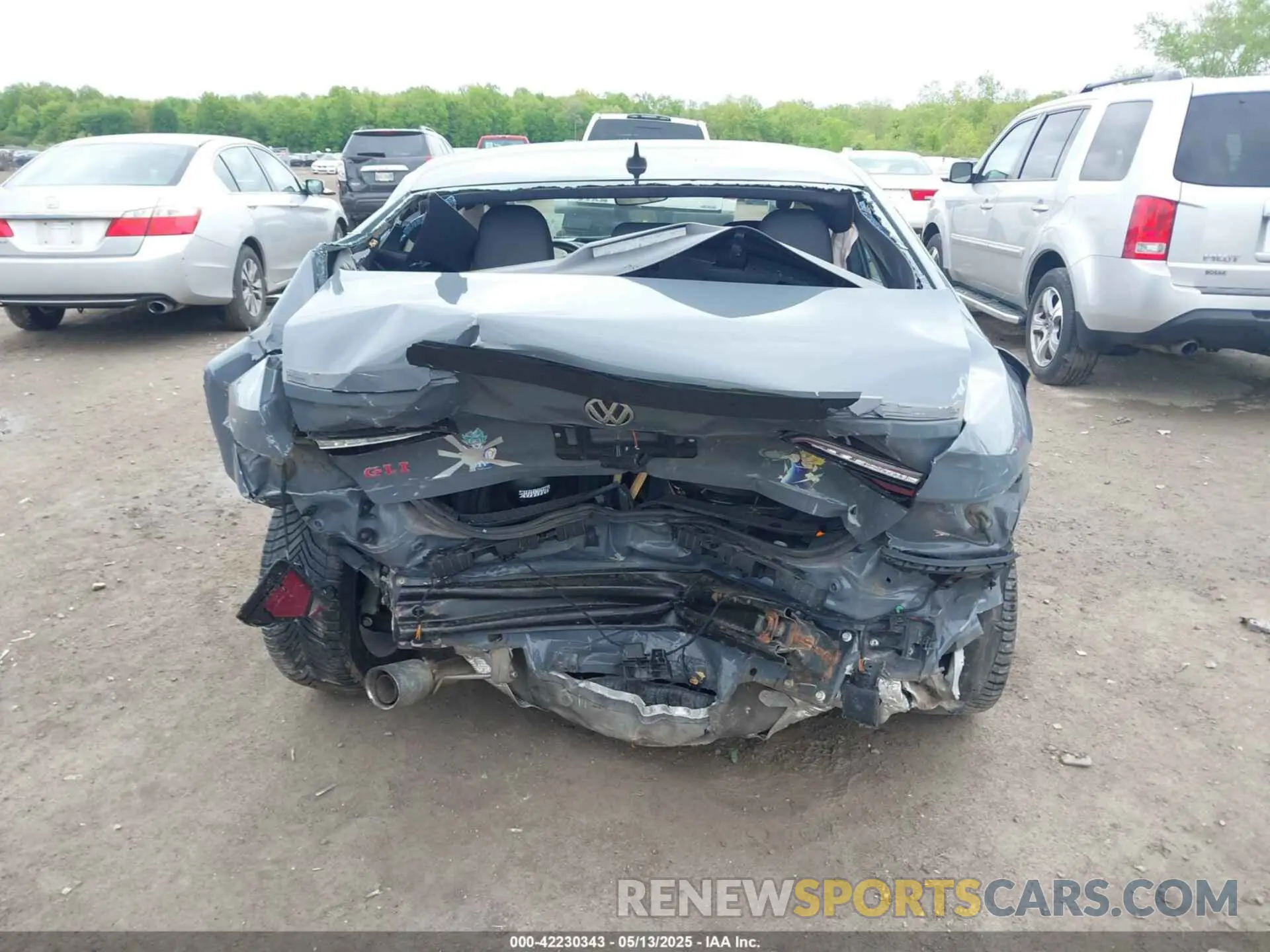 16 fotografías del automóvil dañado 3VW6T7BU8KM176379 VOLKSWAGEN JETTA GLI 2019