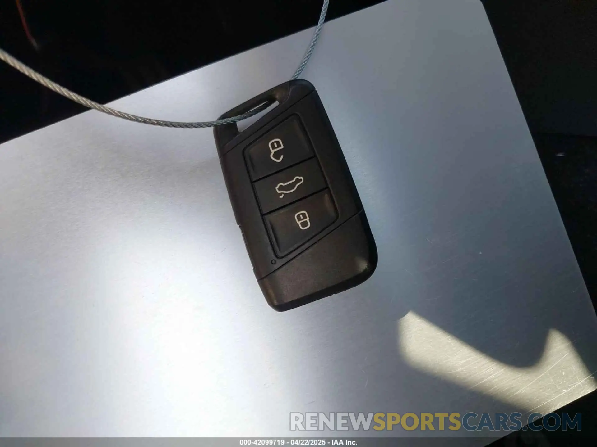 11 fotografías del automóvil dañado 3VW6T7BU9KM153175 VOLKSWAGEN JETTA GLI 2019