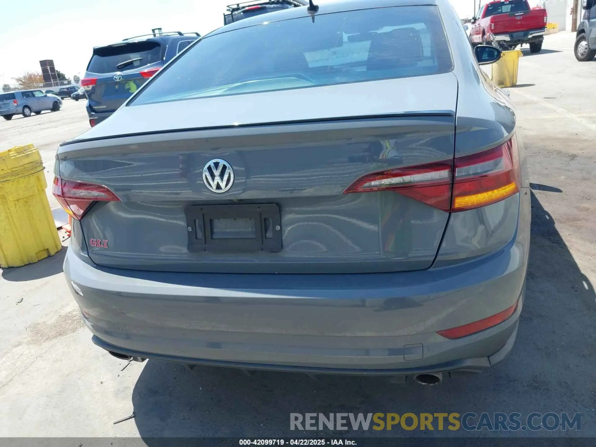 16 fotografías del automóvil dañado 3VW6T7BU9KM153175 VOLKSWAGEN JETTA GLI 2019