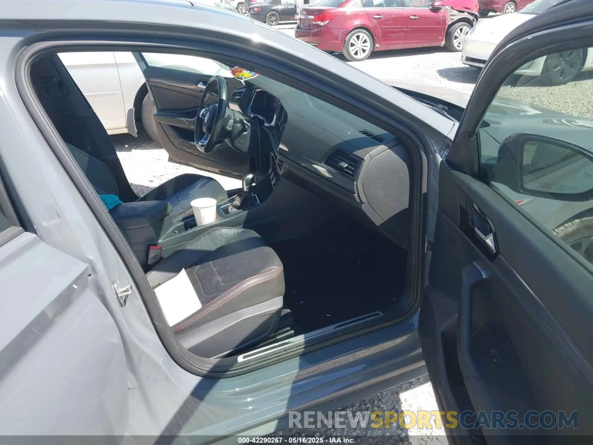 5 fotografías del automóvil dañado 3VW6T7BU3LM078801 VOLKSWAGEN JETTA GLI 2020