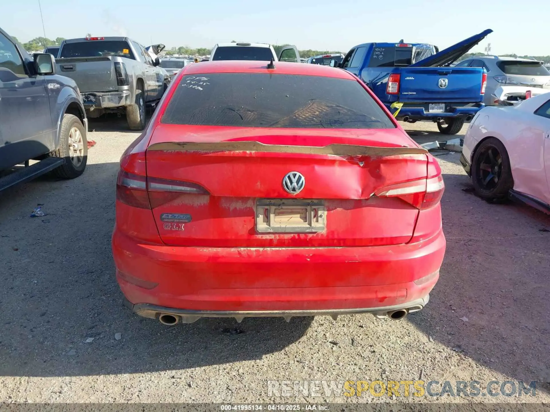 16 fotografías del automóvil dañado 3VW6T7BUXLM105802 VOLKSWAGEN JETTA GLI 2020