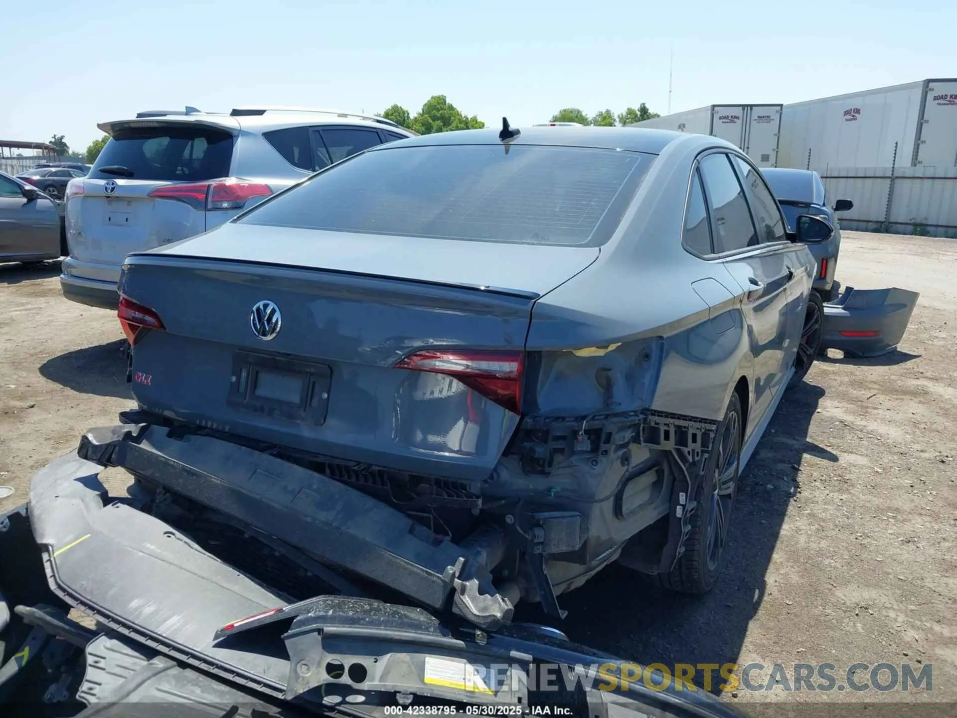 4 fotografías del automóvil dañado 3VW5T7BU8MM040459 VOLKSWAGEN JETTA GLI 2021