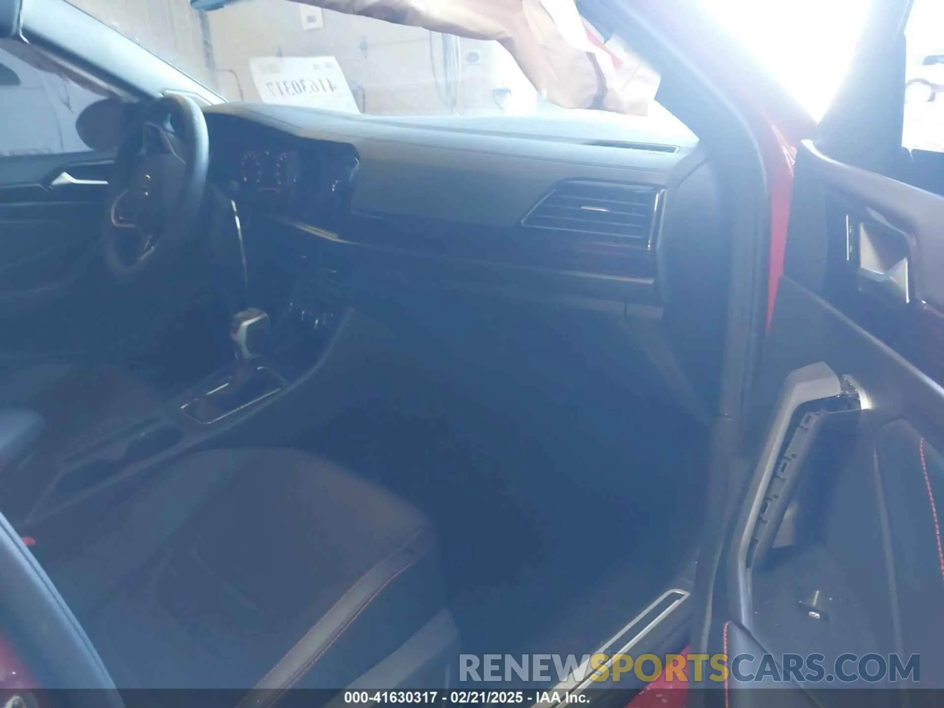 5 fotografías del automóvil dañado 3VW2T7BU3RM085187 VOLKSWAGEN JETTA GLI 2024
