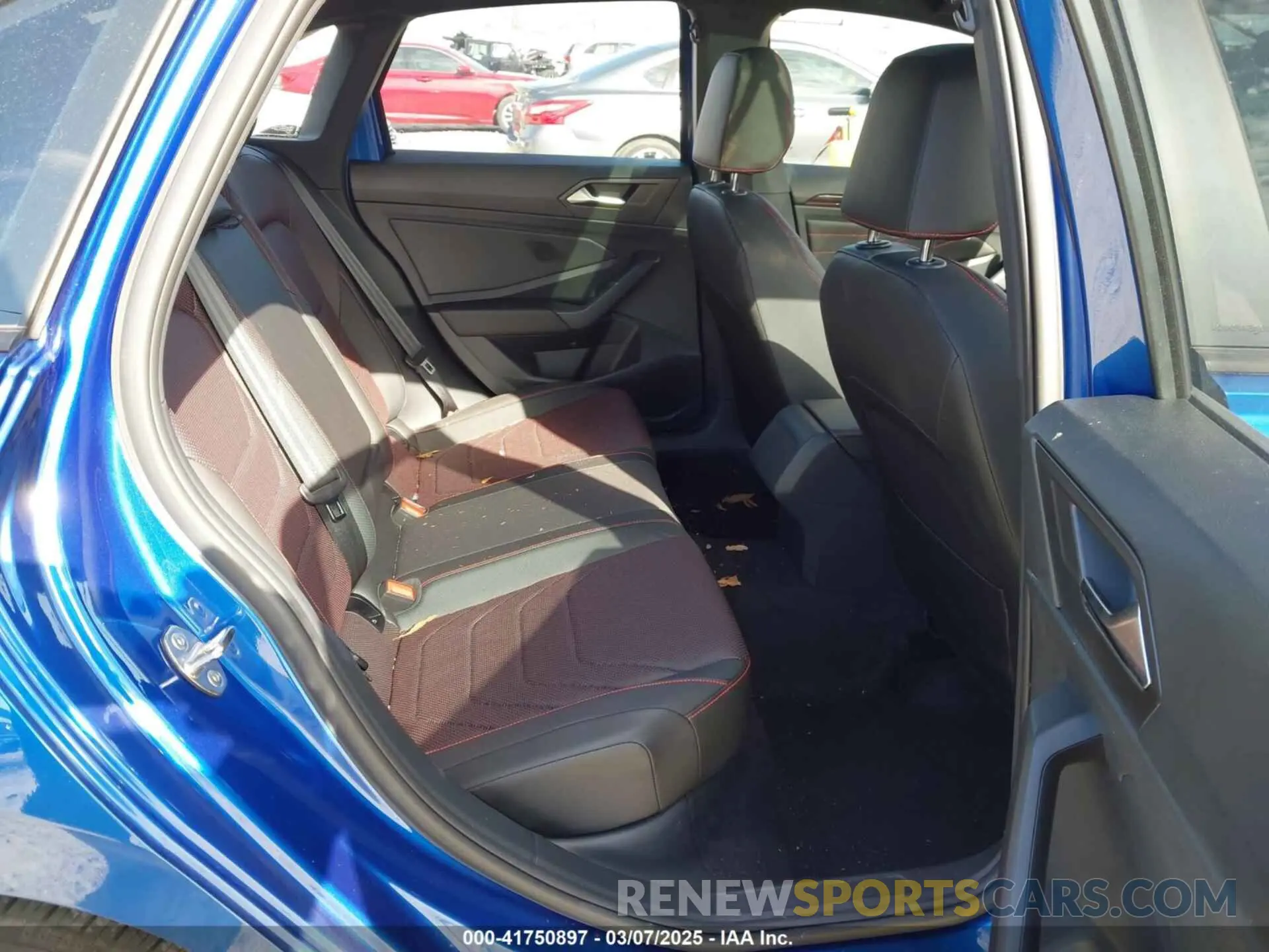 8 fotografías del automóvil dañado 3VW2T7BU9RM066403 VOLKSWAGEN JETTA GLI 2024