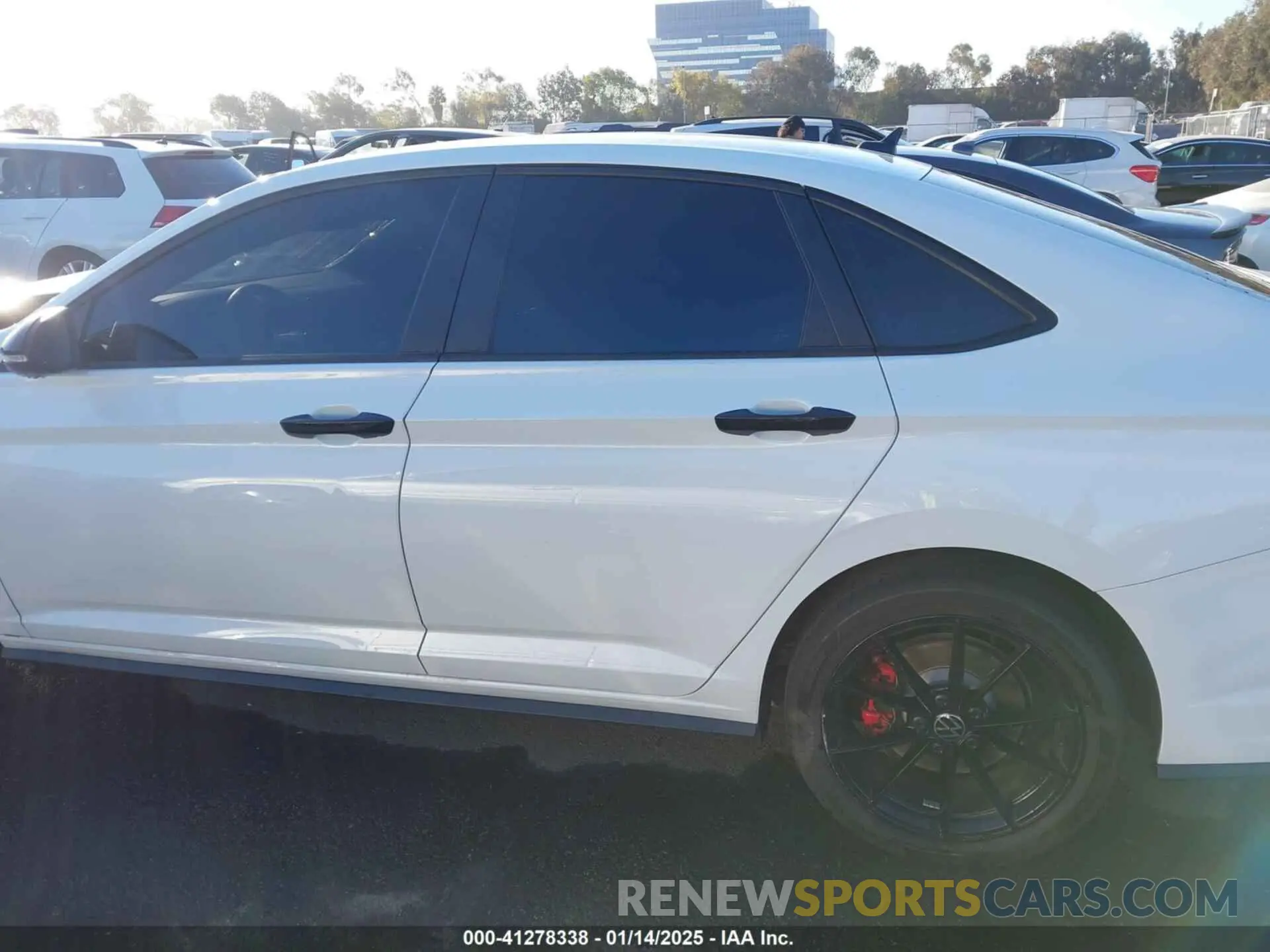 15 fotografías del automóvil dañado 3VW8T7BU1RM036855 VOLKSWAGEN JETTA GLI 2024