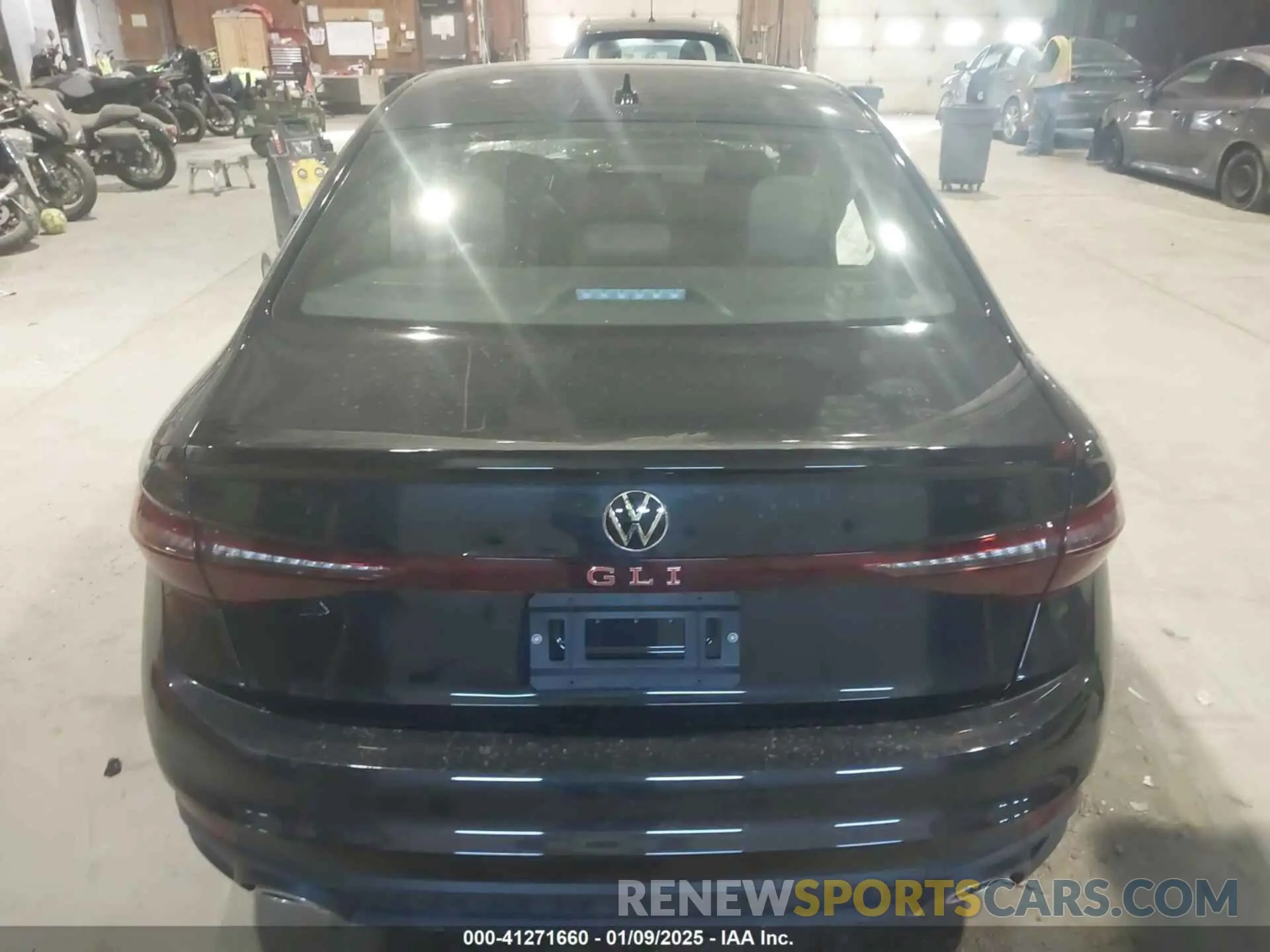 17 fotografías del automóvil dañado 3VW2T7BU5SM021237 VOLKSWAGEN JETTA GLI 2025